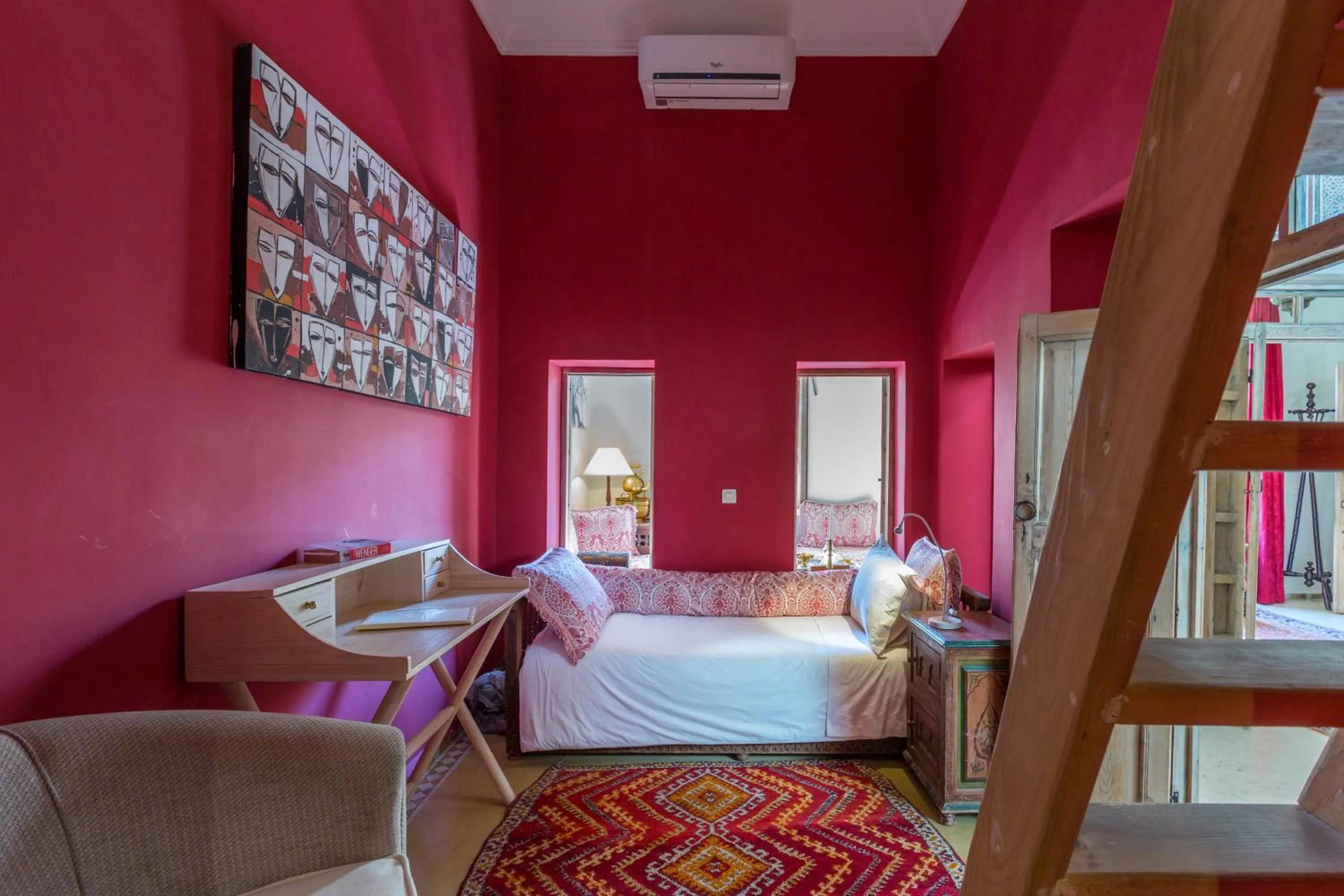 Photo of the whole room, Bed in Riad Azoulay