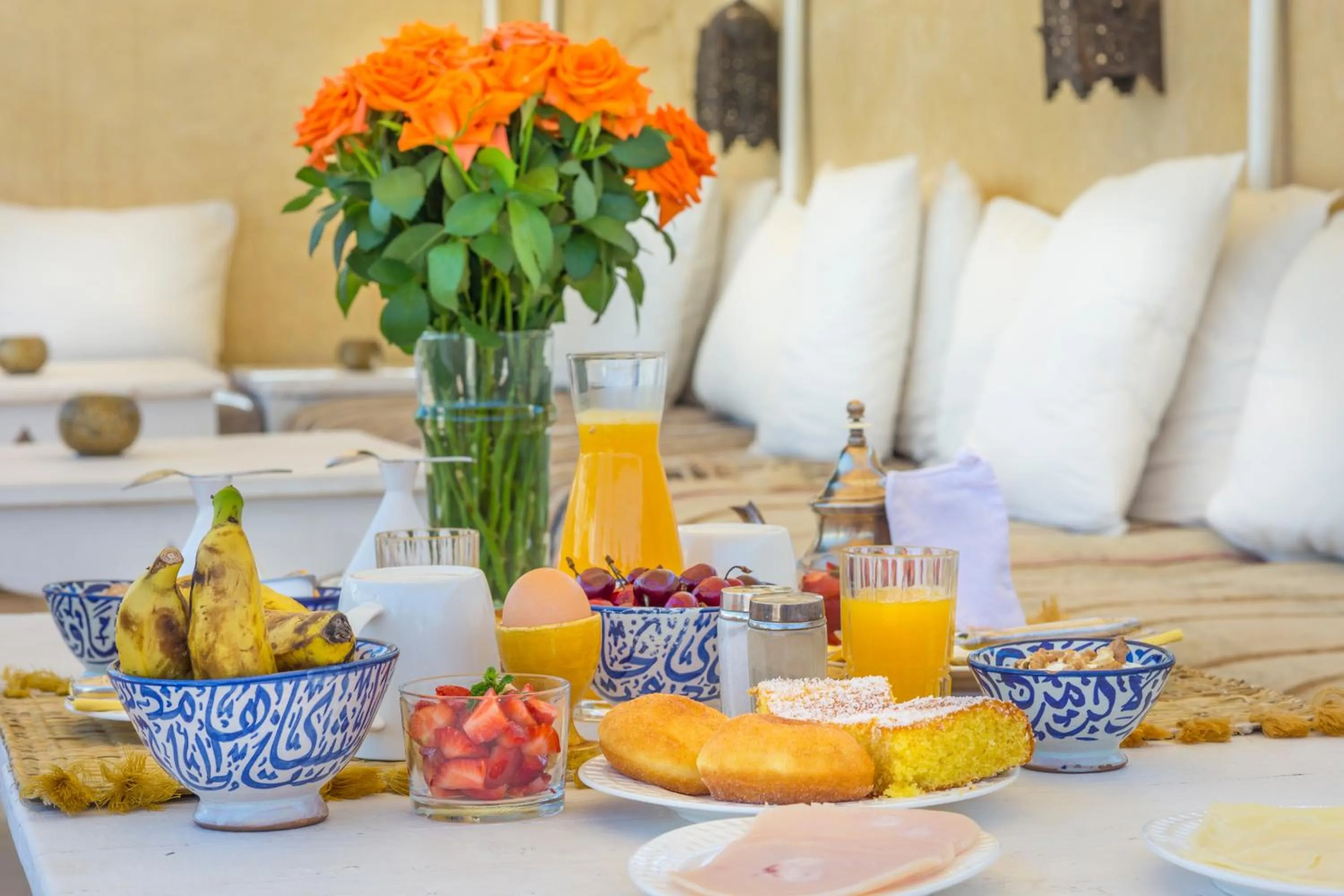 Food and drinks in Riad Azoulay