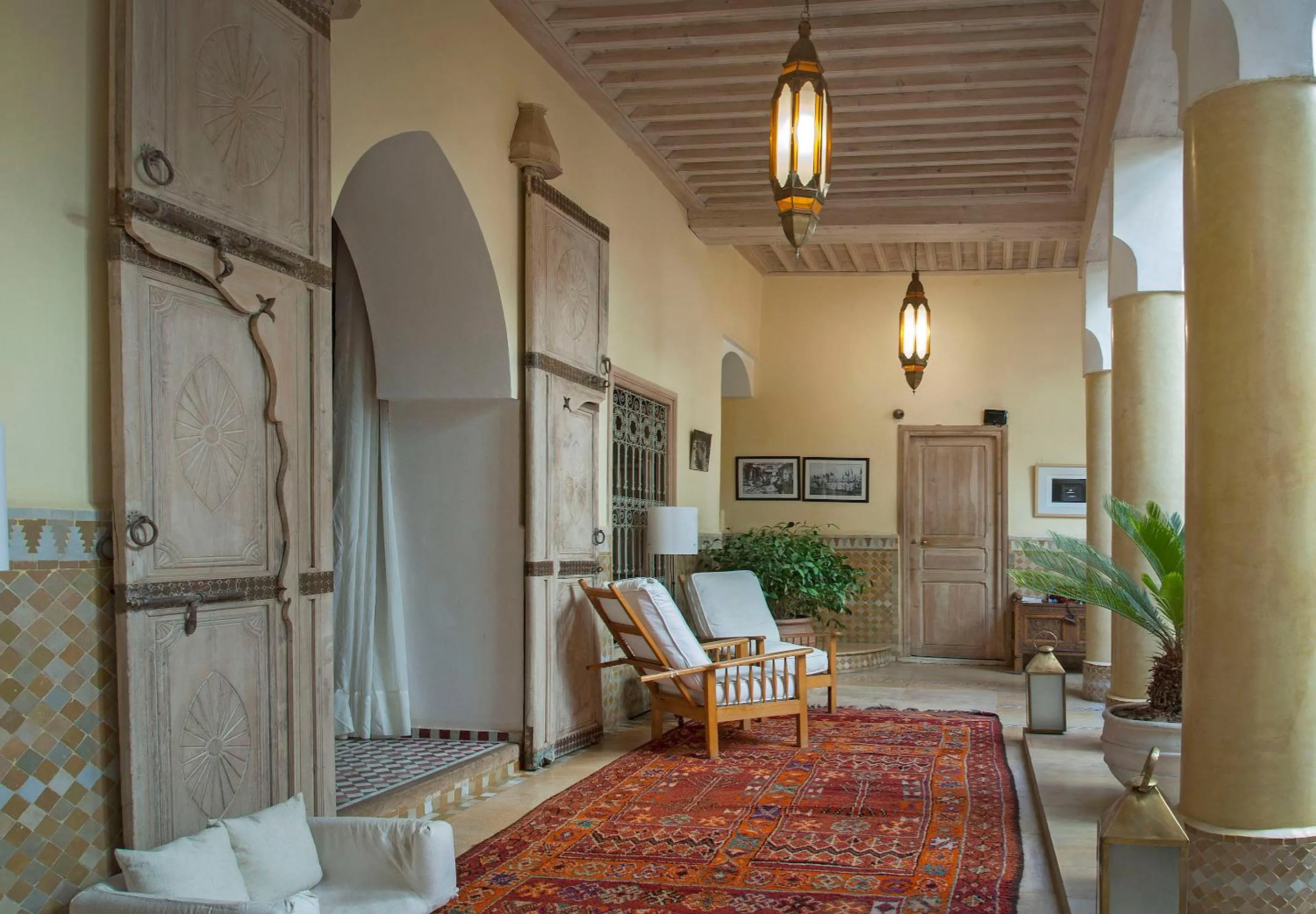 Lobby or reception in Riad Azoulay