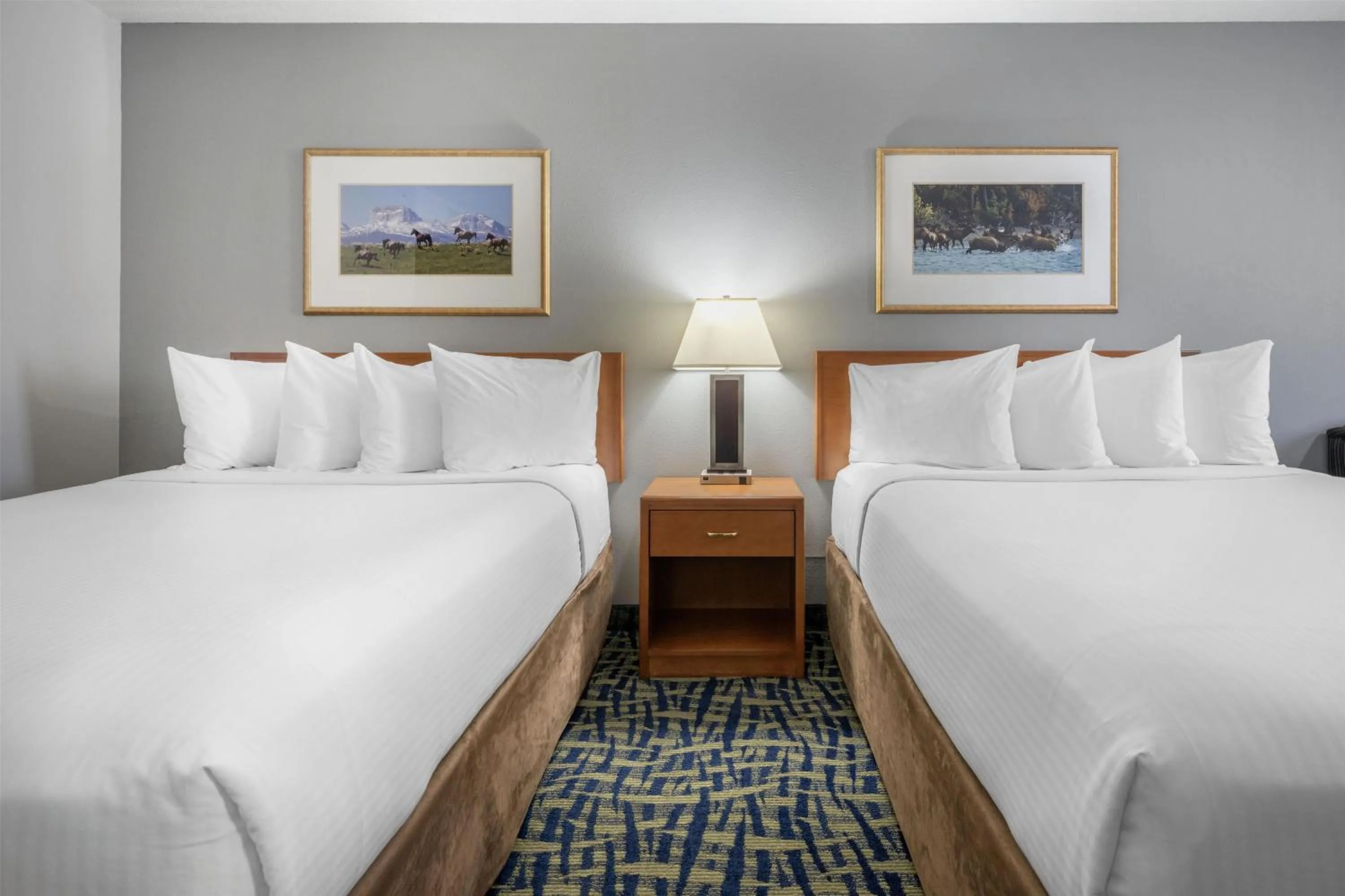 Bedroom, Bed in SureStay Plus Hotel by Best Western Lethbridge