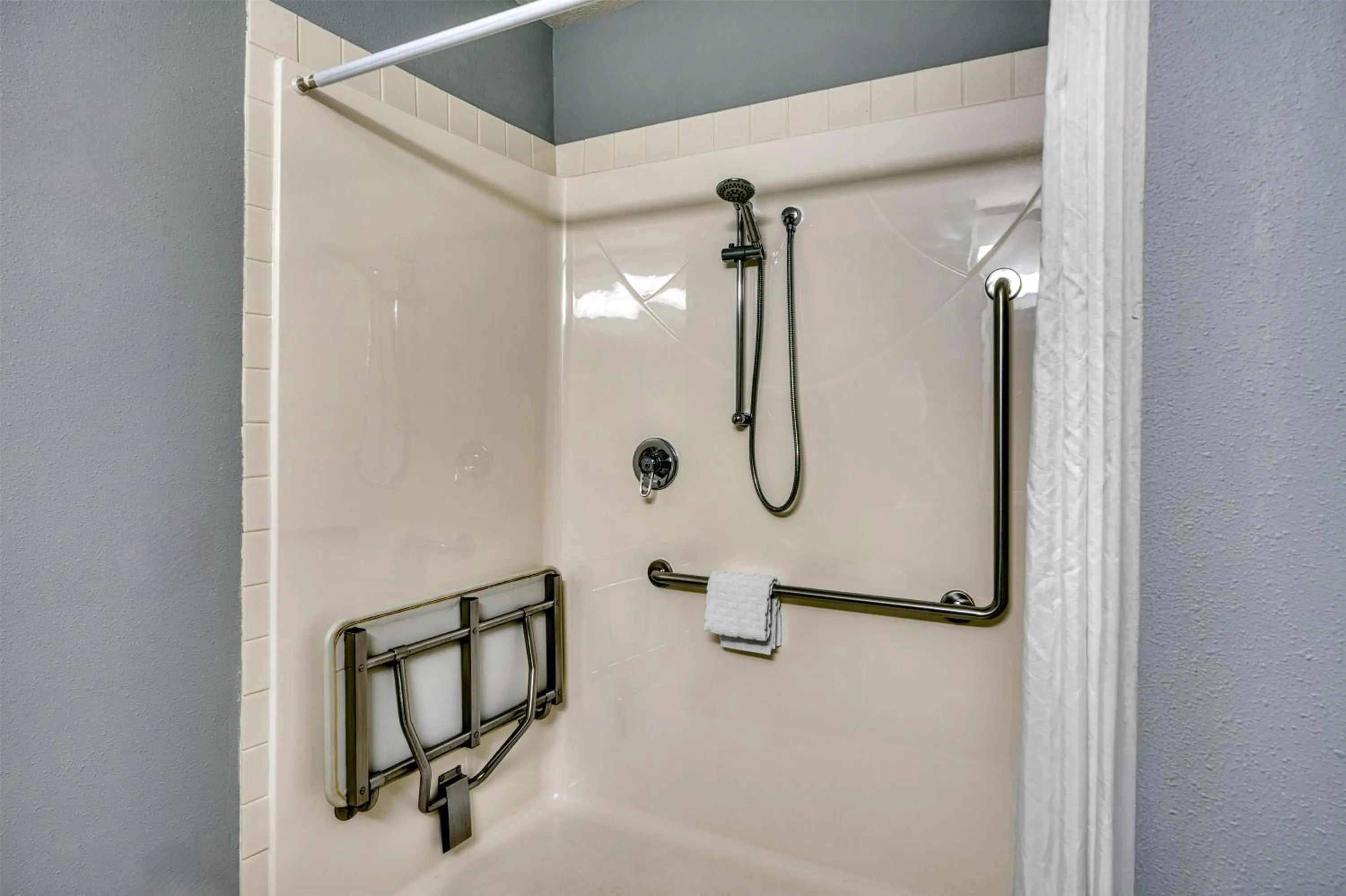Bathroom in SureStay Plus Hotel by Best Western Lethbridge
