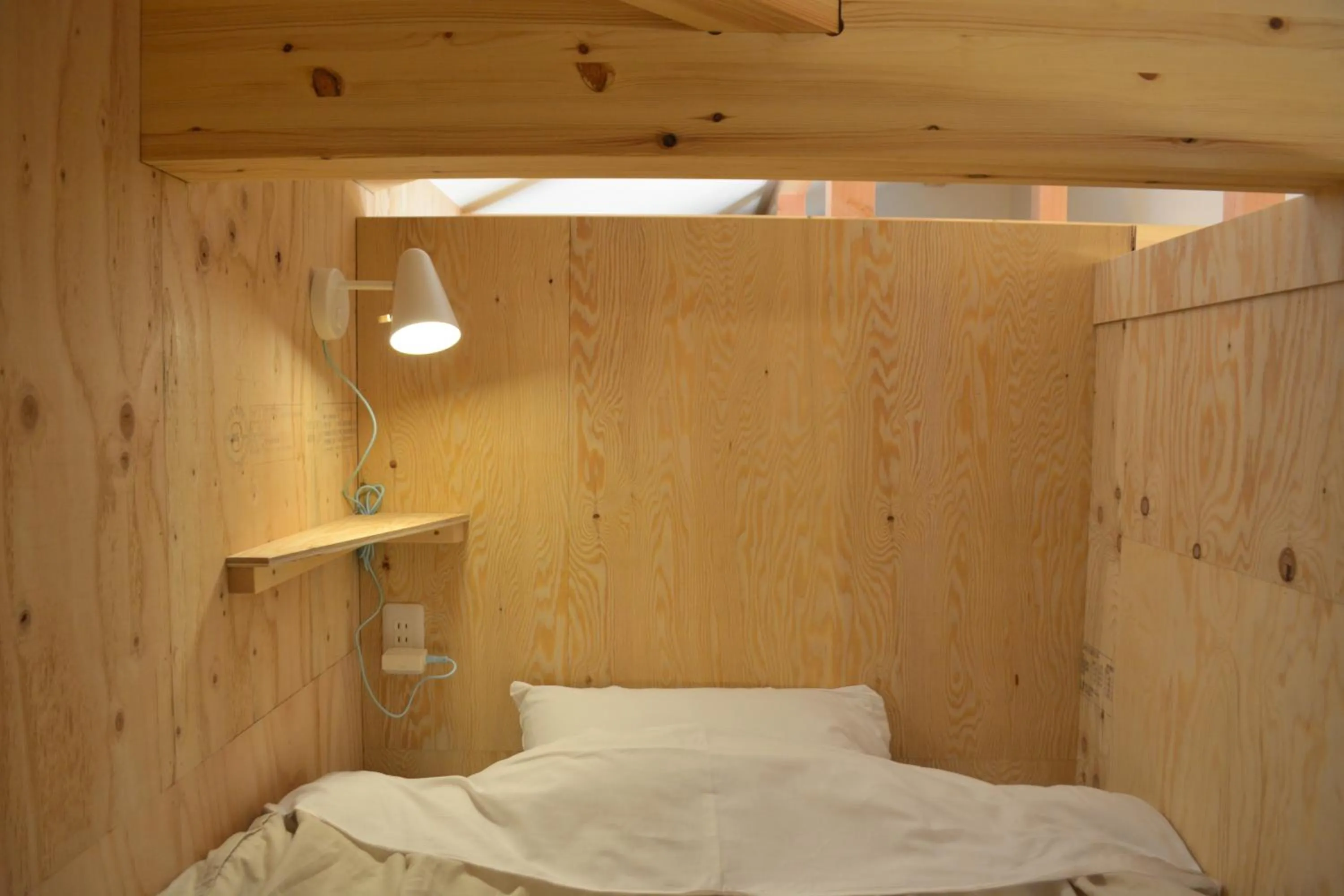 bunk bed, Bed in BED N CHILL Shippoya 七宝屋