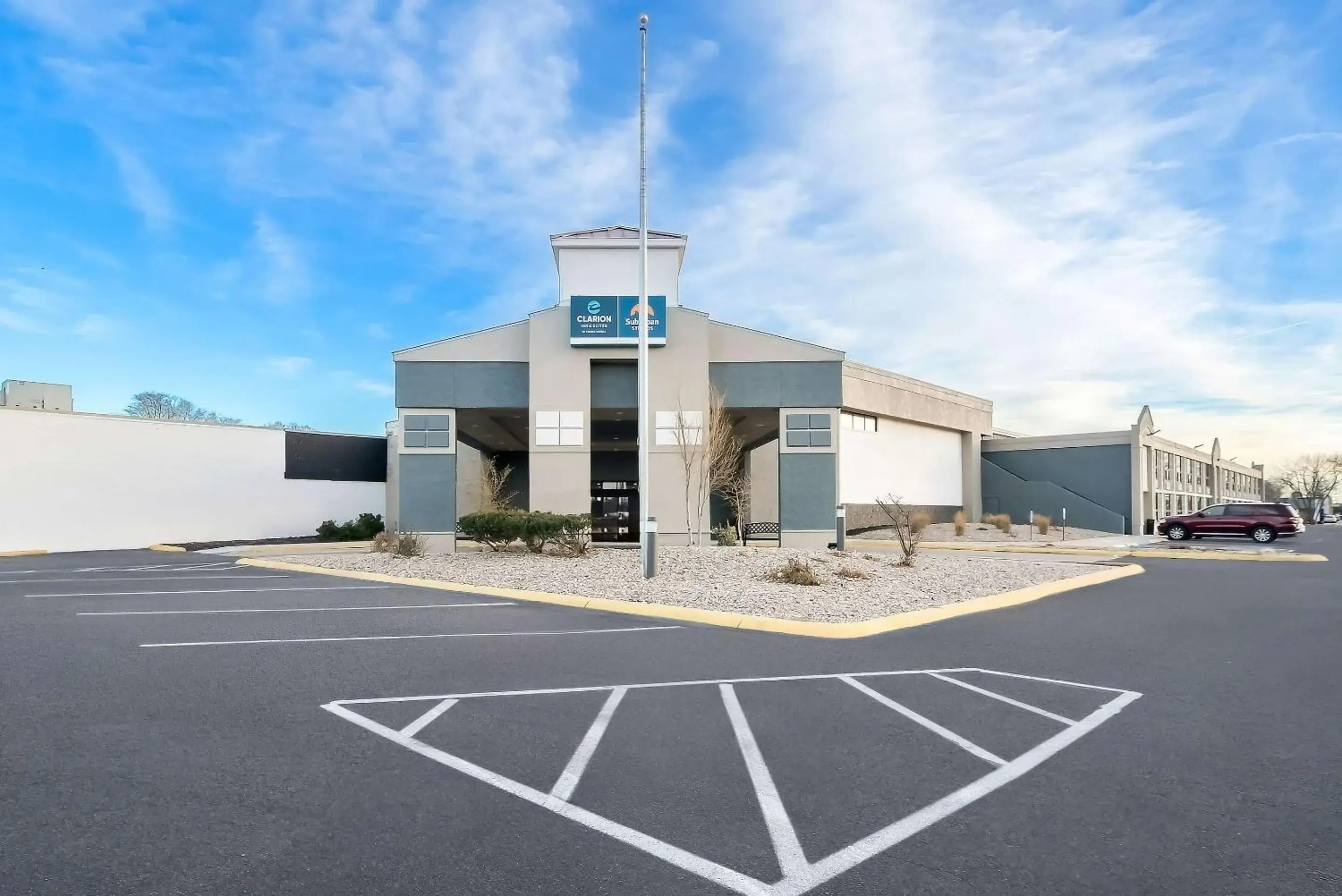 Property building in Suburban Studios, Kearney Property building in Suburban Studios, Kearney