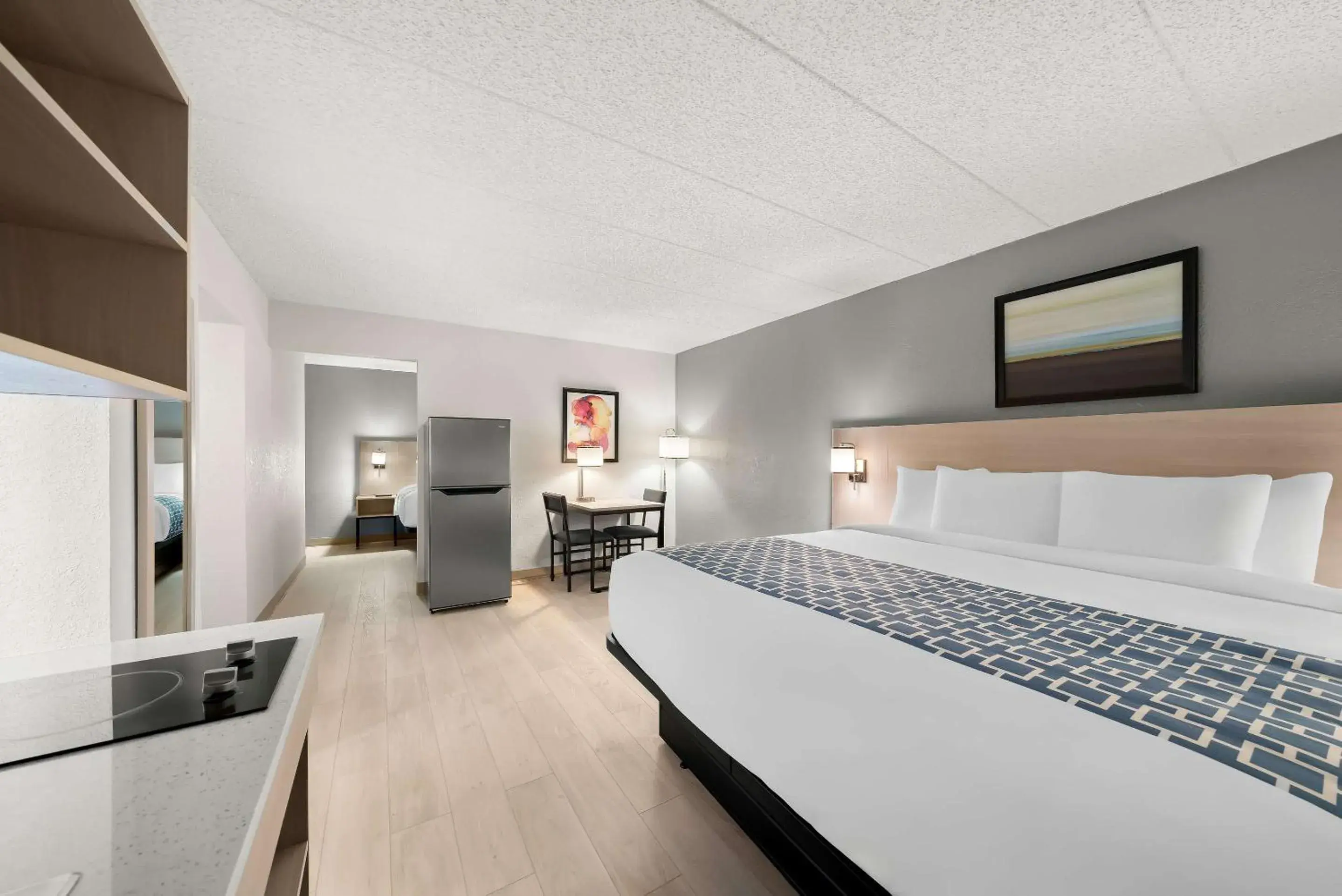 Bedroom, Bed in Suburban Studios, Kearney Bedroom, Bed in Suburban Studios, Kearney