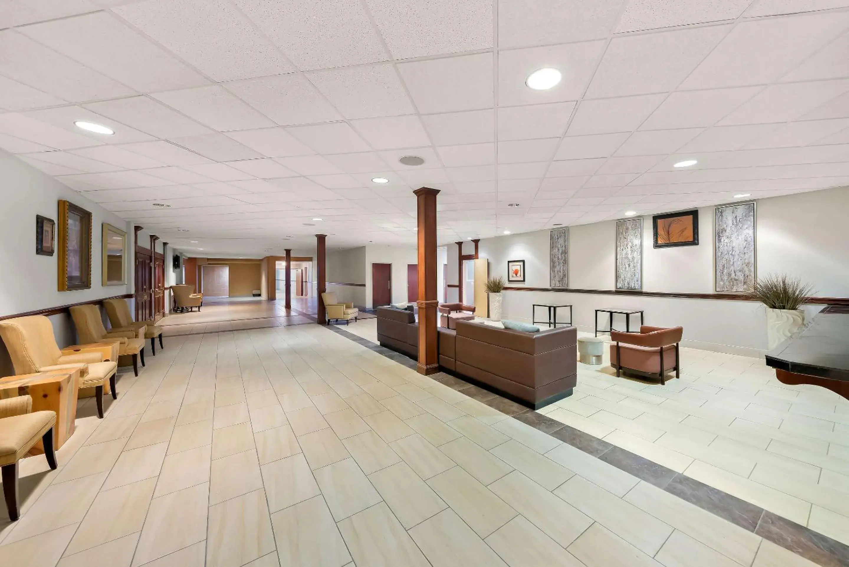 Lobby or reception in Suburban Studios, Kearney Lobby or reception in Suburban Studios, Kearney