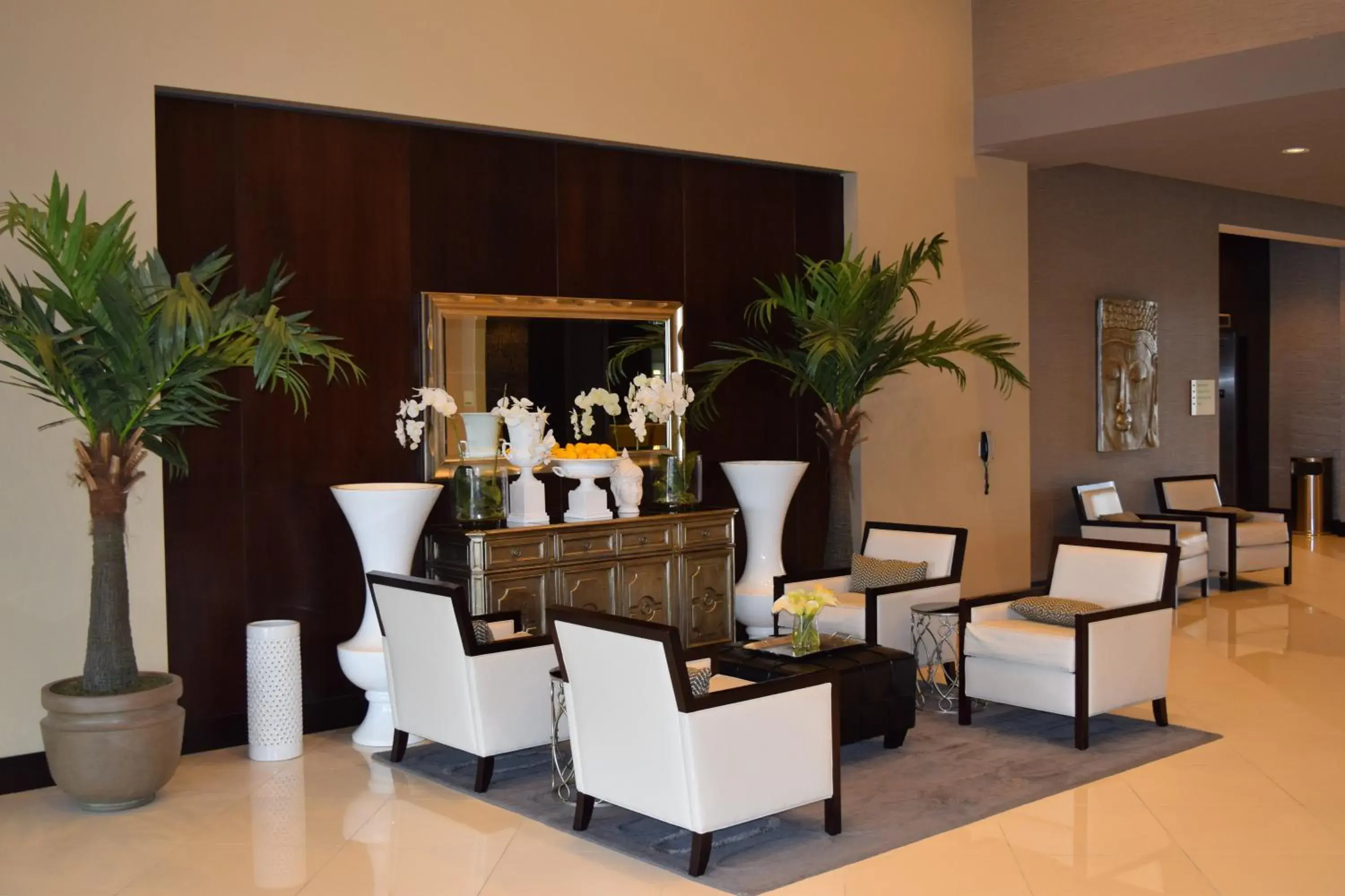 Property building in Holiday Inn and Suites East Peoria by IHG Property building in Holiday Inn and Suites East Peoria by IHG