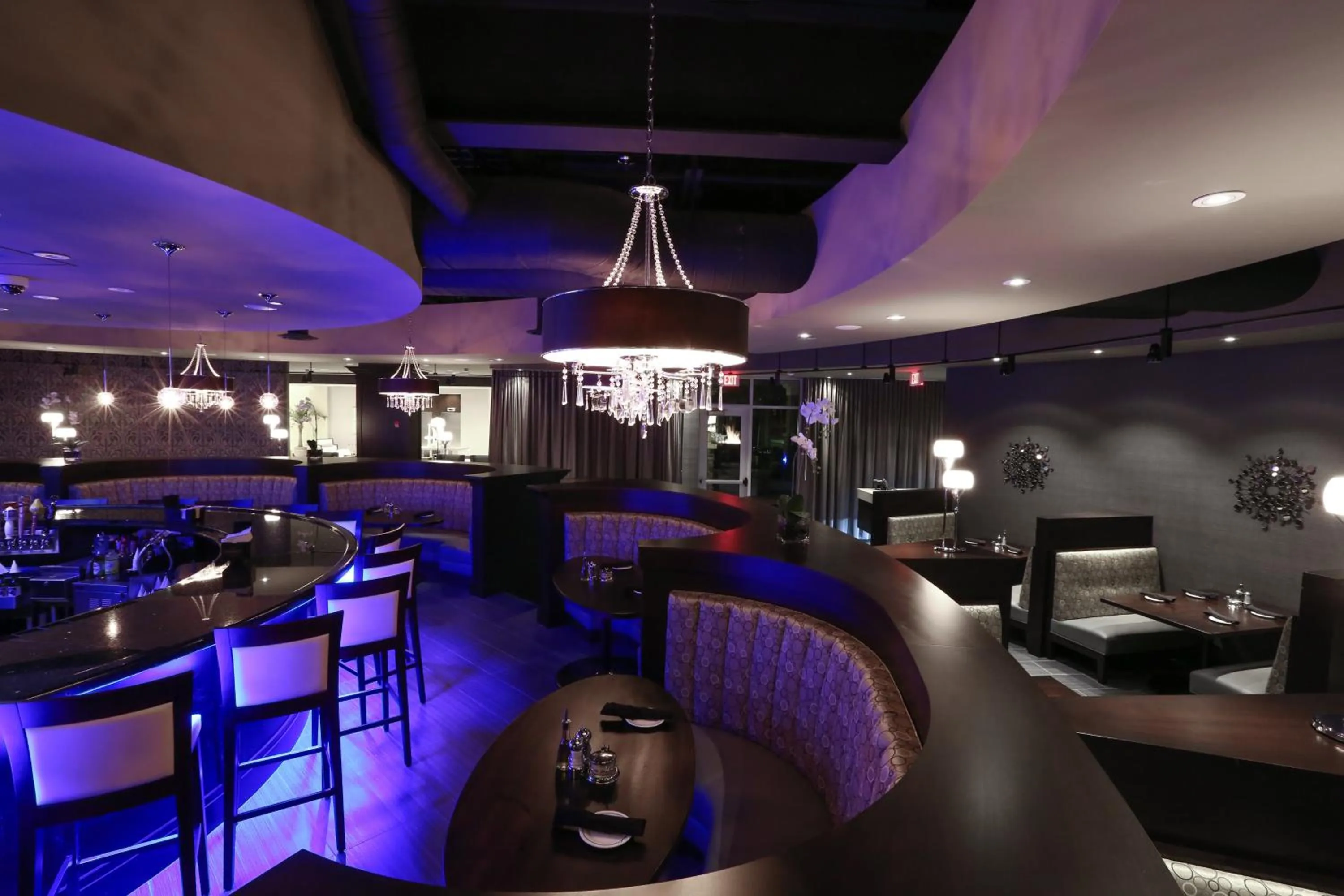 Restaurant/places to eat in Holiday Inn and Suites East Peoria by IHG