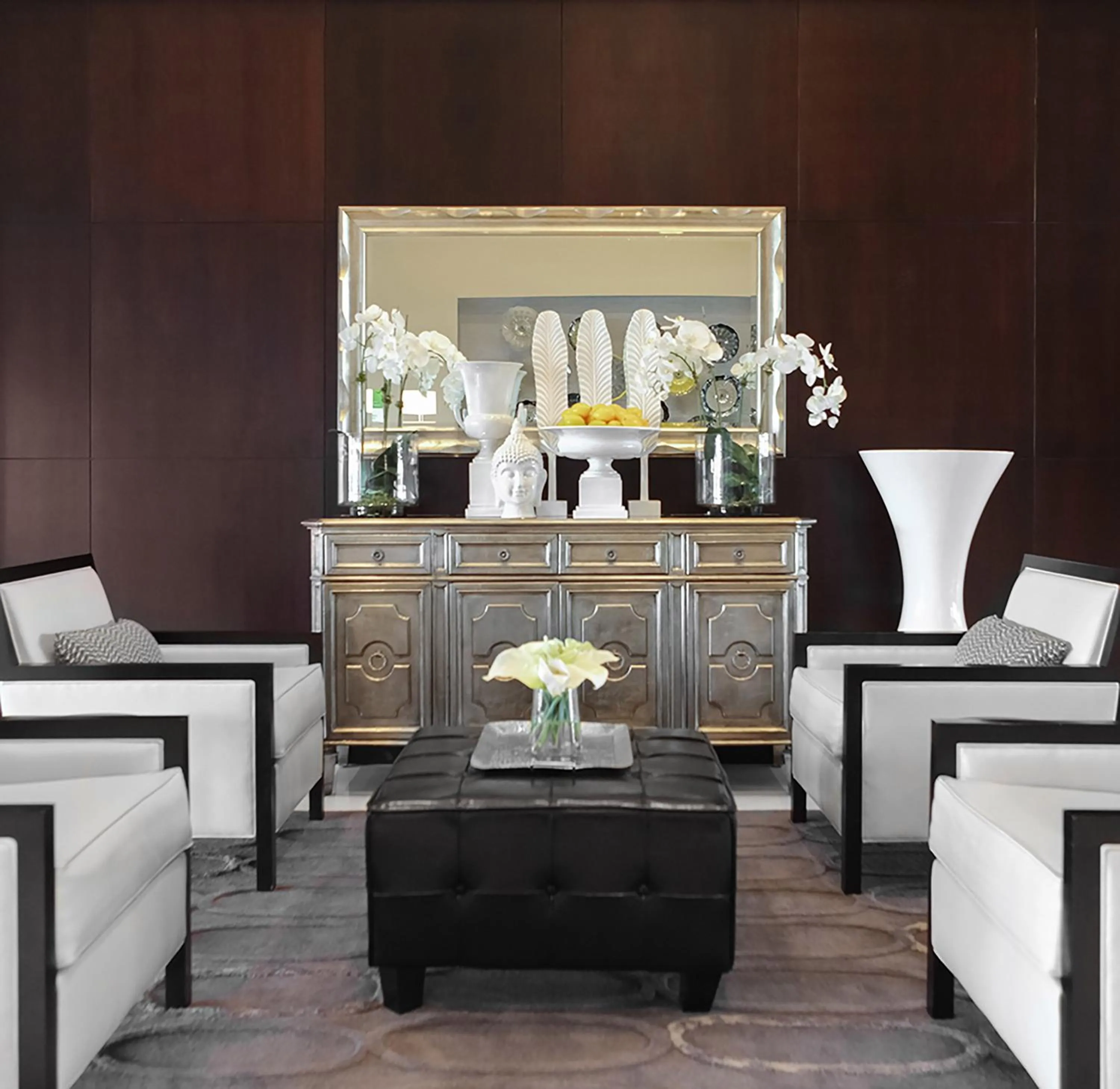 Property building in Holiday Inn and Suites East Peoria by IHG