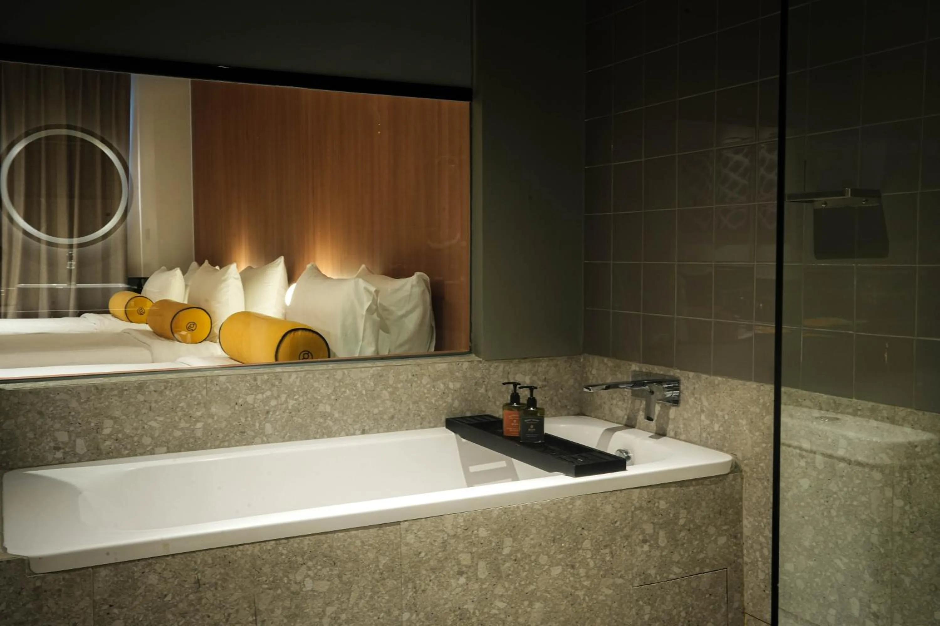 Bath in Graph Hotels Bangkok