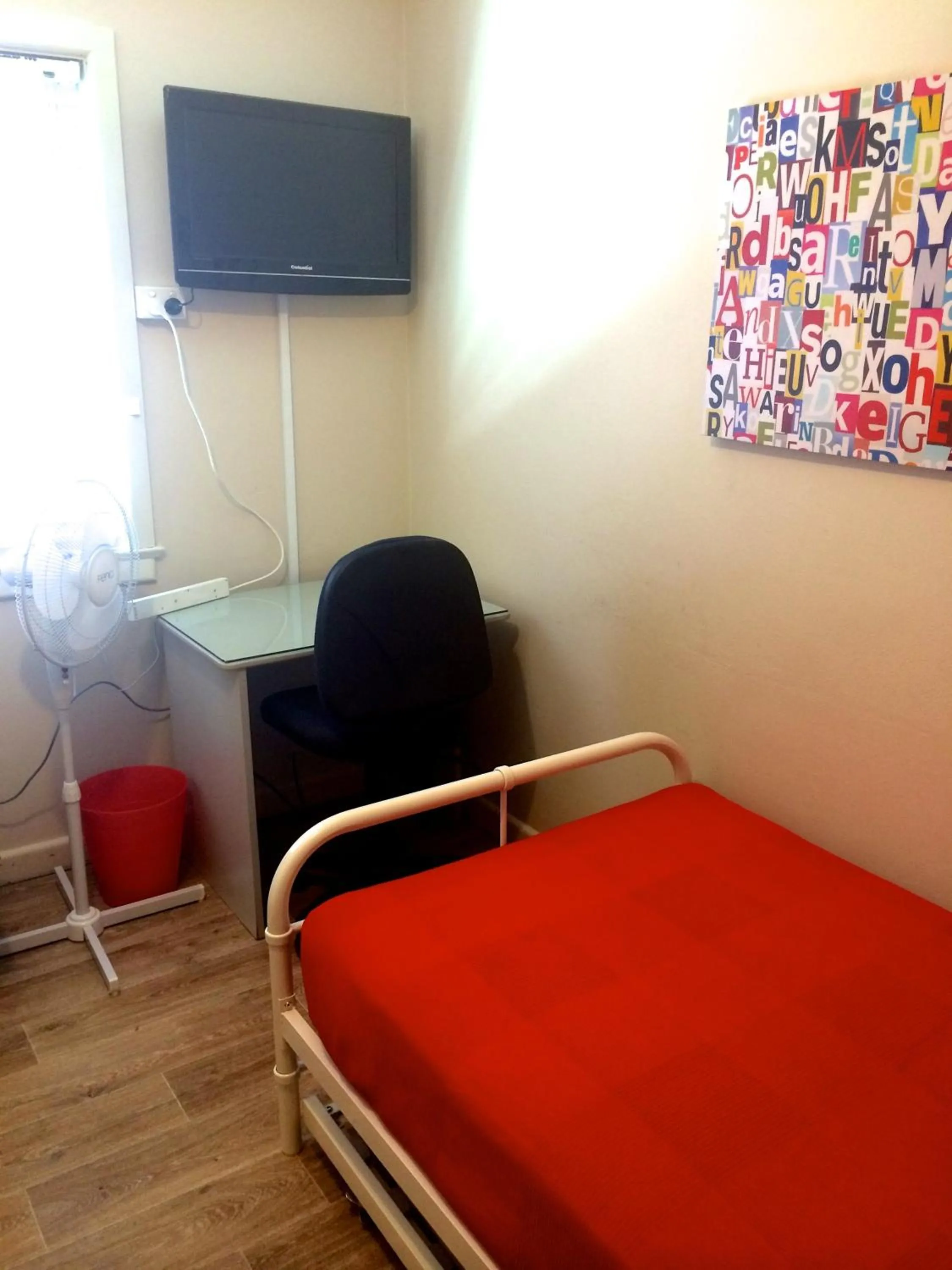 Bedroom, Bed in Guesthouse 83