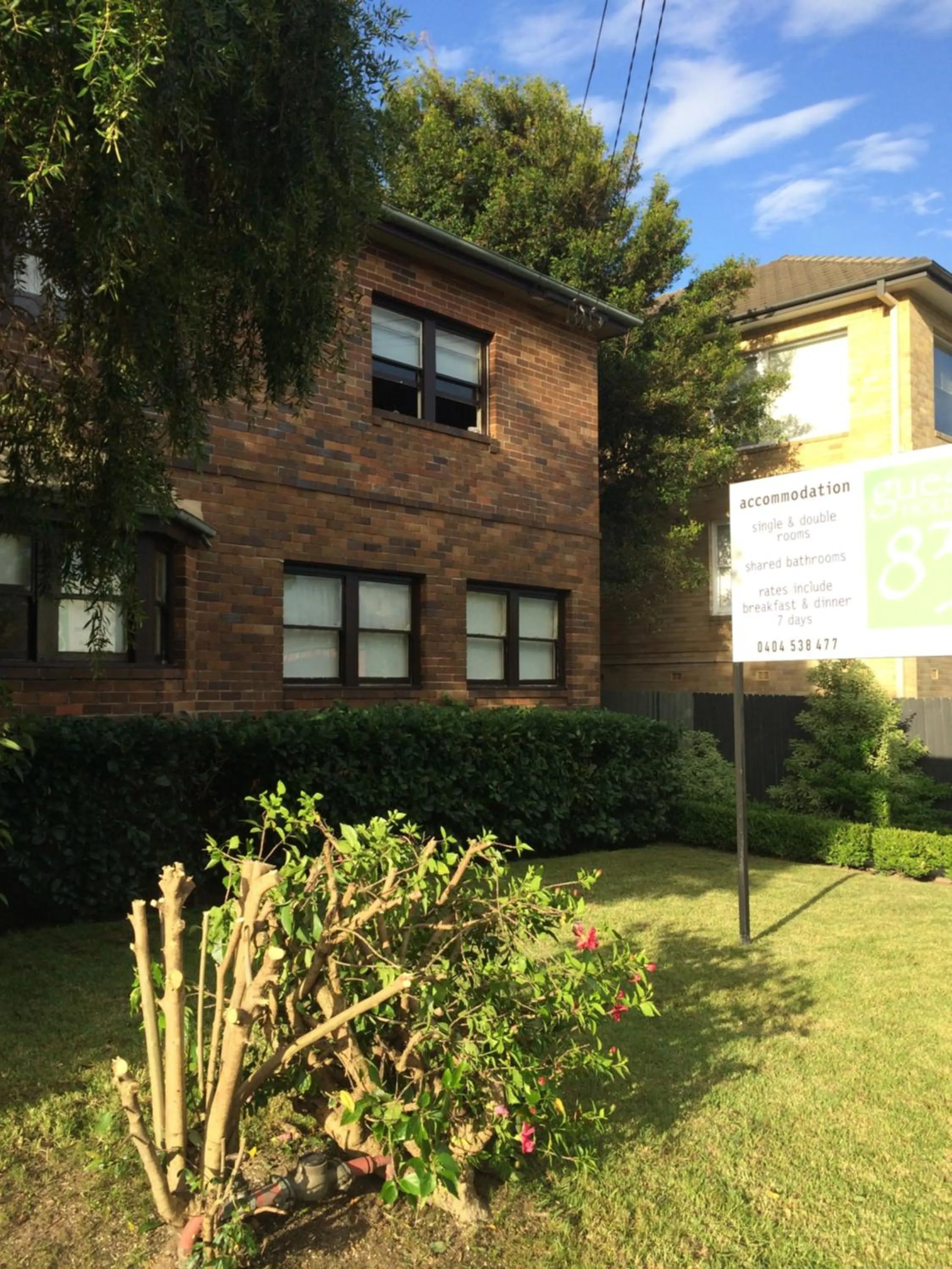 Facade/entrance in Guesthouse 83