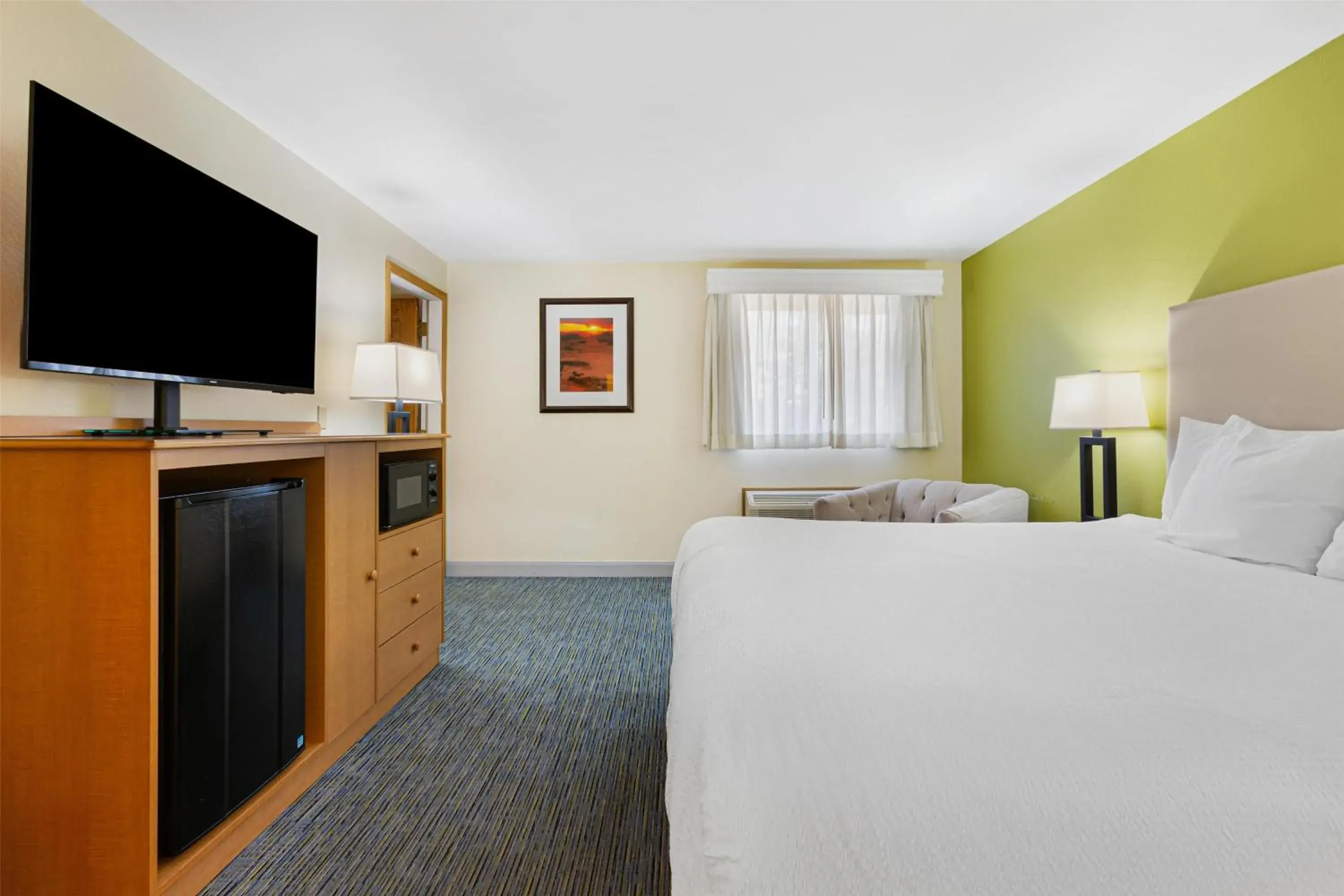 King Suite with Sofa Bed- Non-Smoking in Best Western Hi-Desert Inn King Suite with Sofa Bed- Non-Smoking in Best Western Hi-Desert Inn