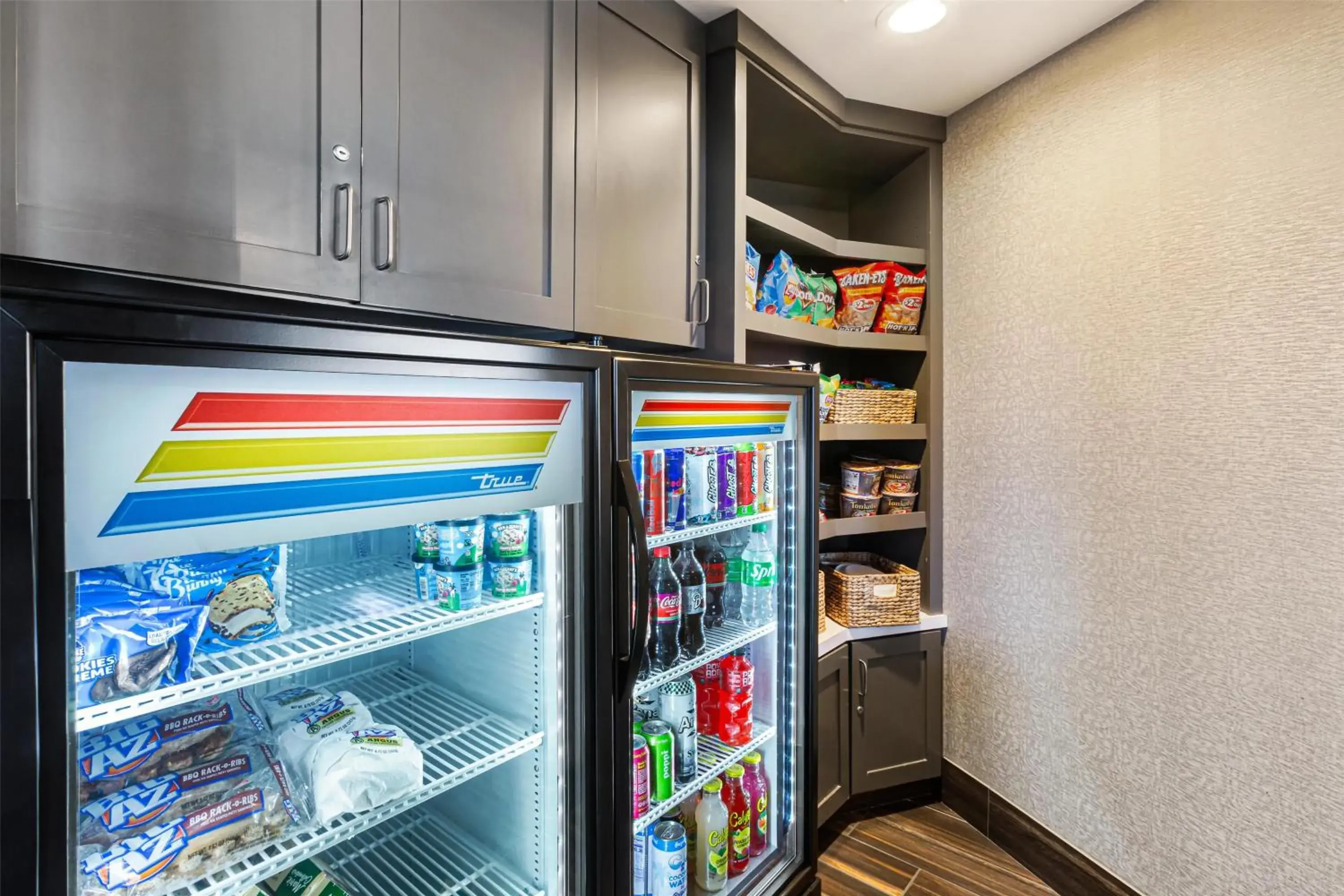 Property building in Best Western Hi-Desert Inn Property building in Best Western Hi-Desert Inn