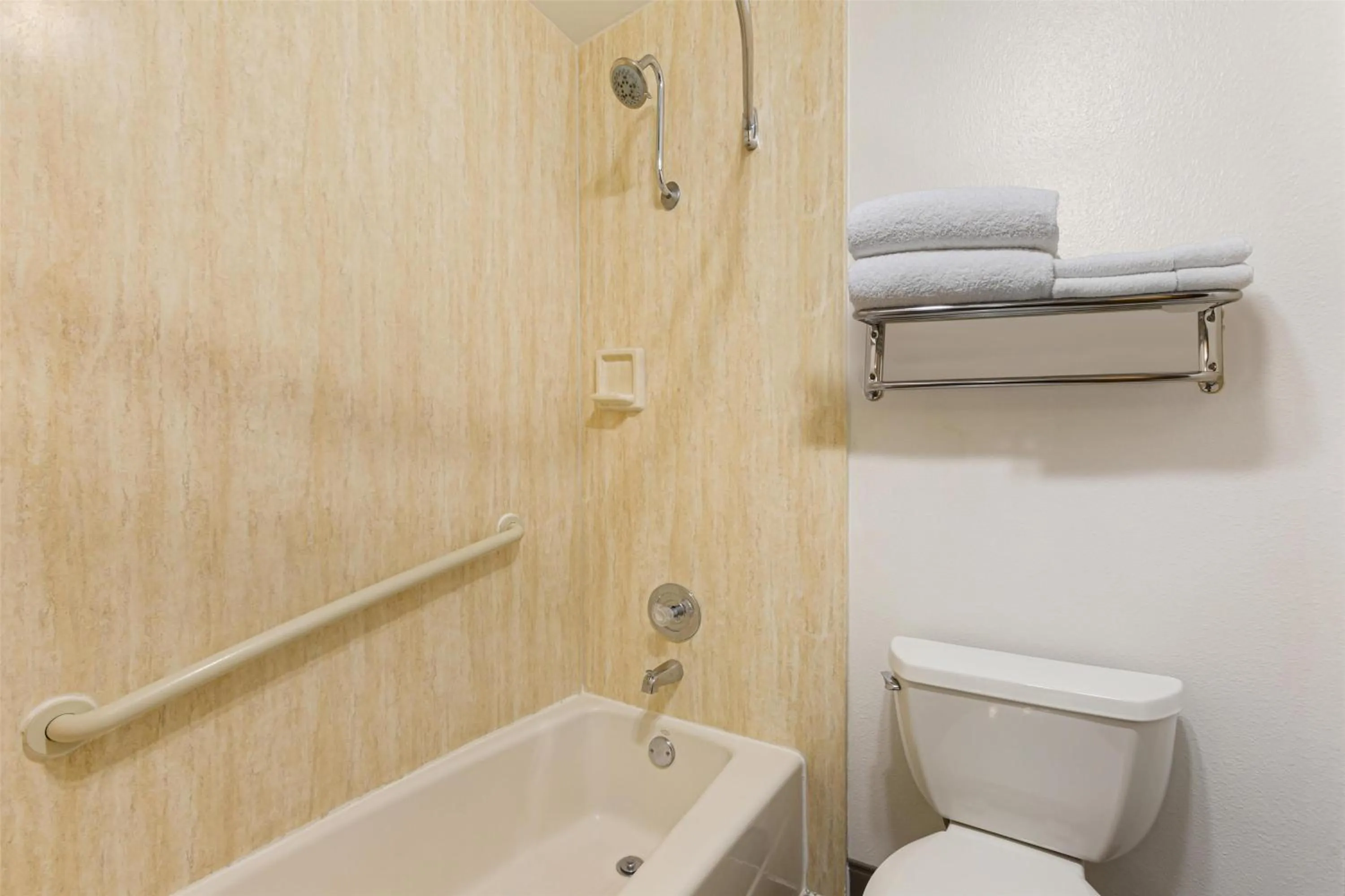 Bathroom in Best Western Hi-Desert Inn