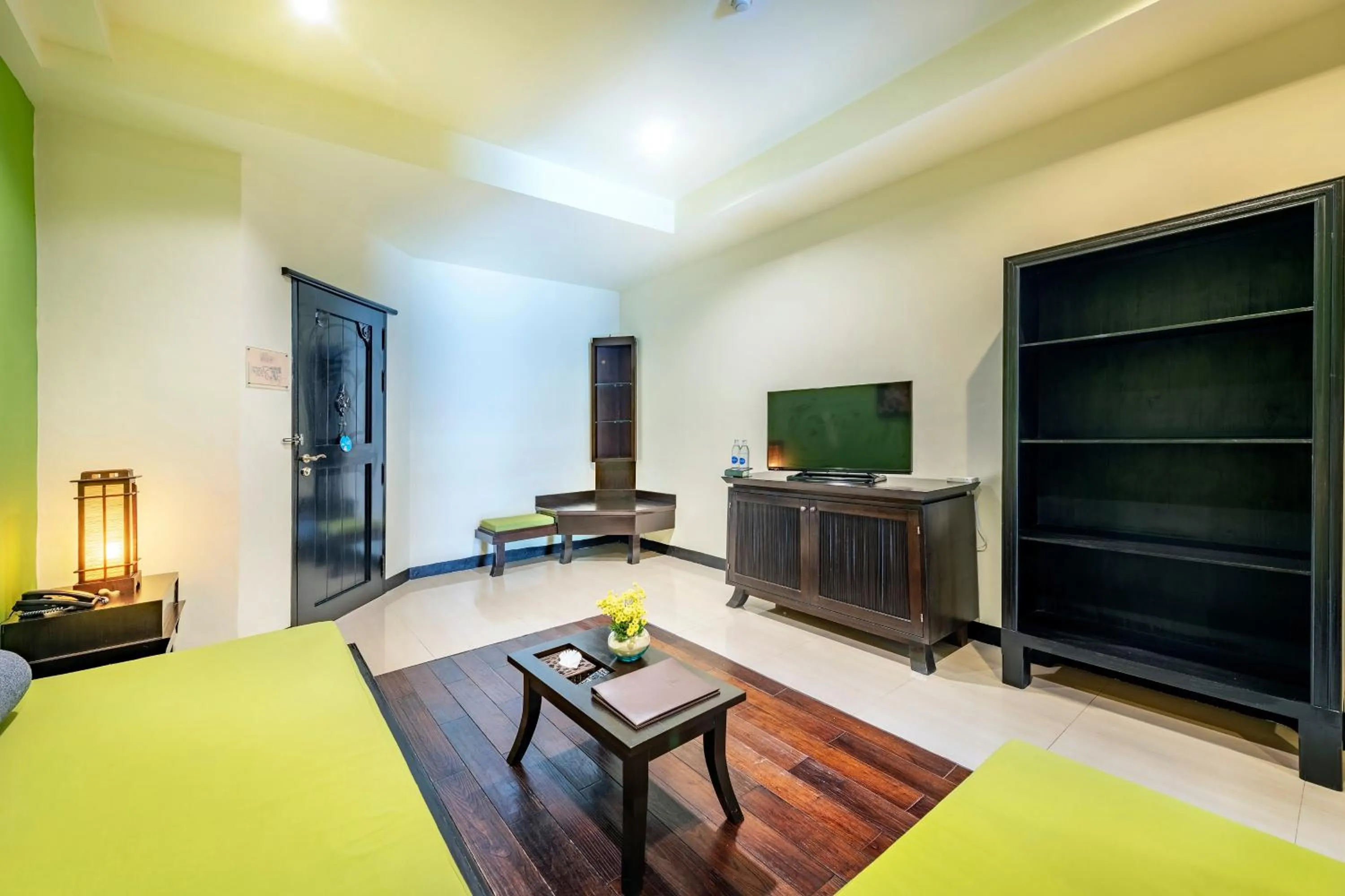 Living room in Chada Lanta Beach Resort