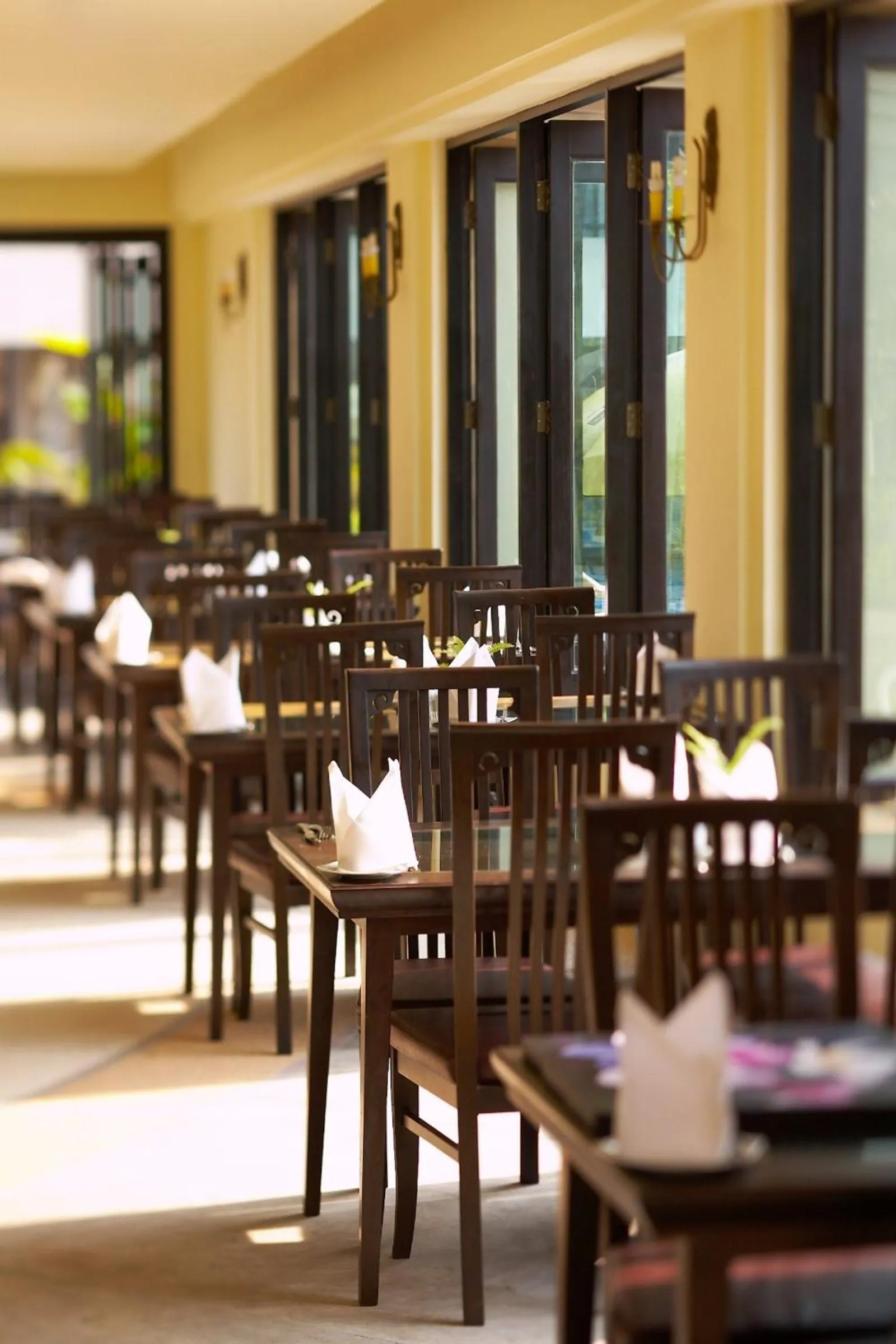 Restaurant/places to eat in Chada Lanta Beach Resort