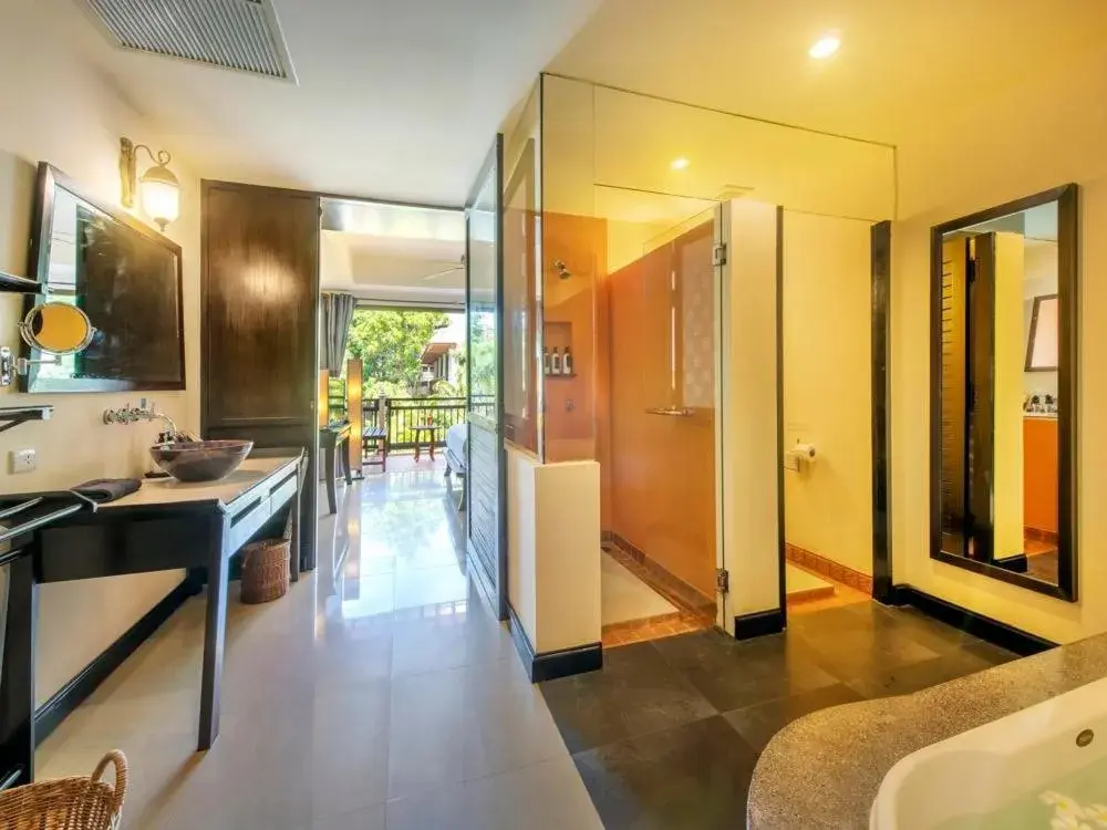Bedroom in Chada Lanta Beach Resort - SHA Extra Plus