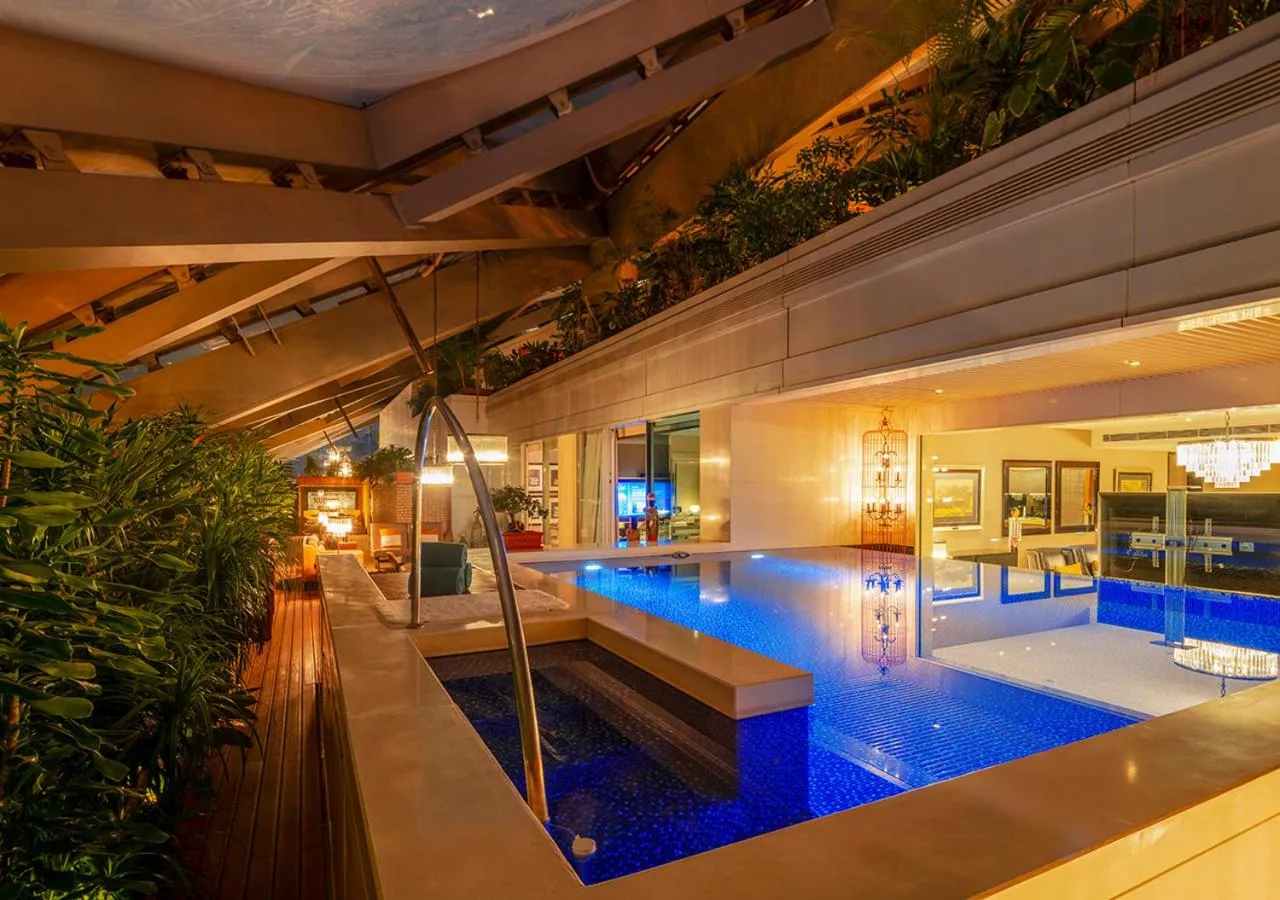 Pool view in Hotel Éclat Beijing