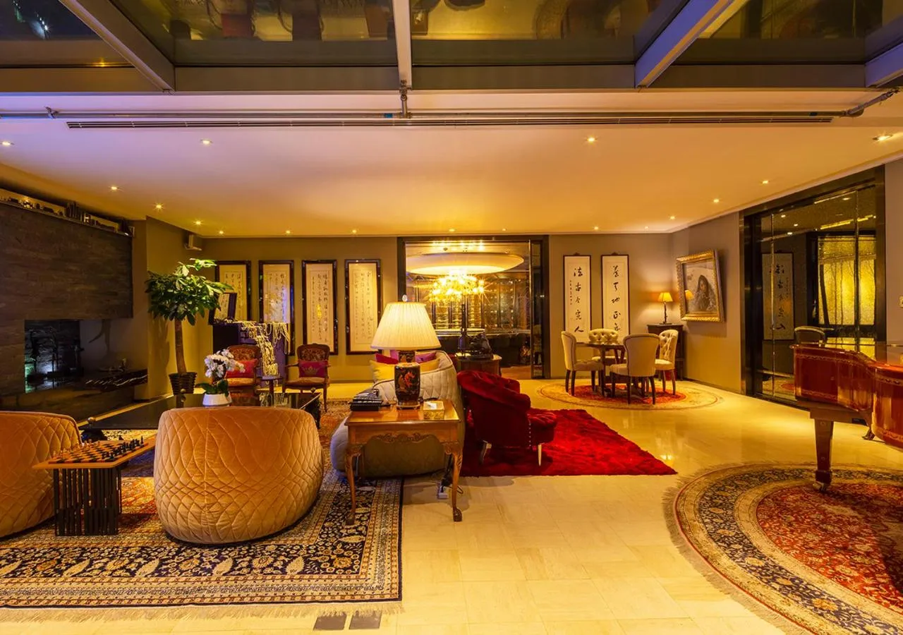 Living room in Hotel Éclat Beijing