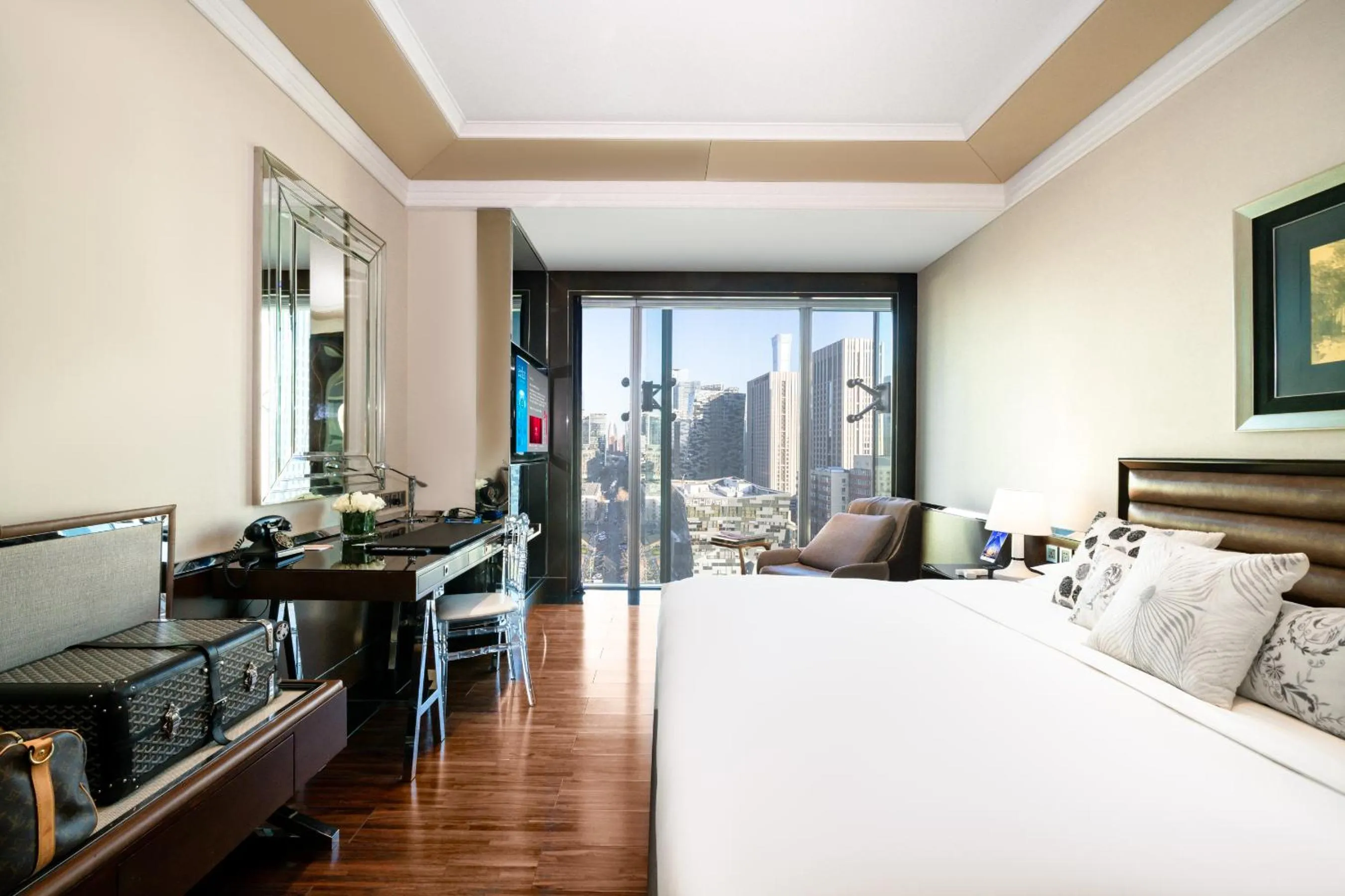 Bedroom in Hotel Éclat Beijing