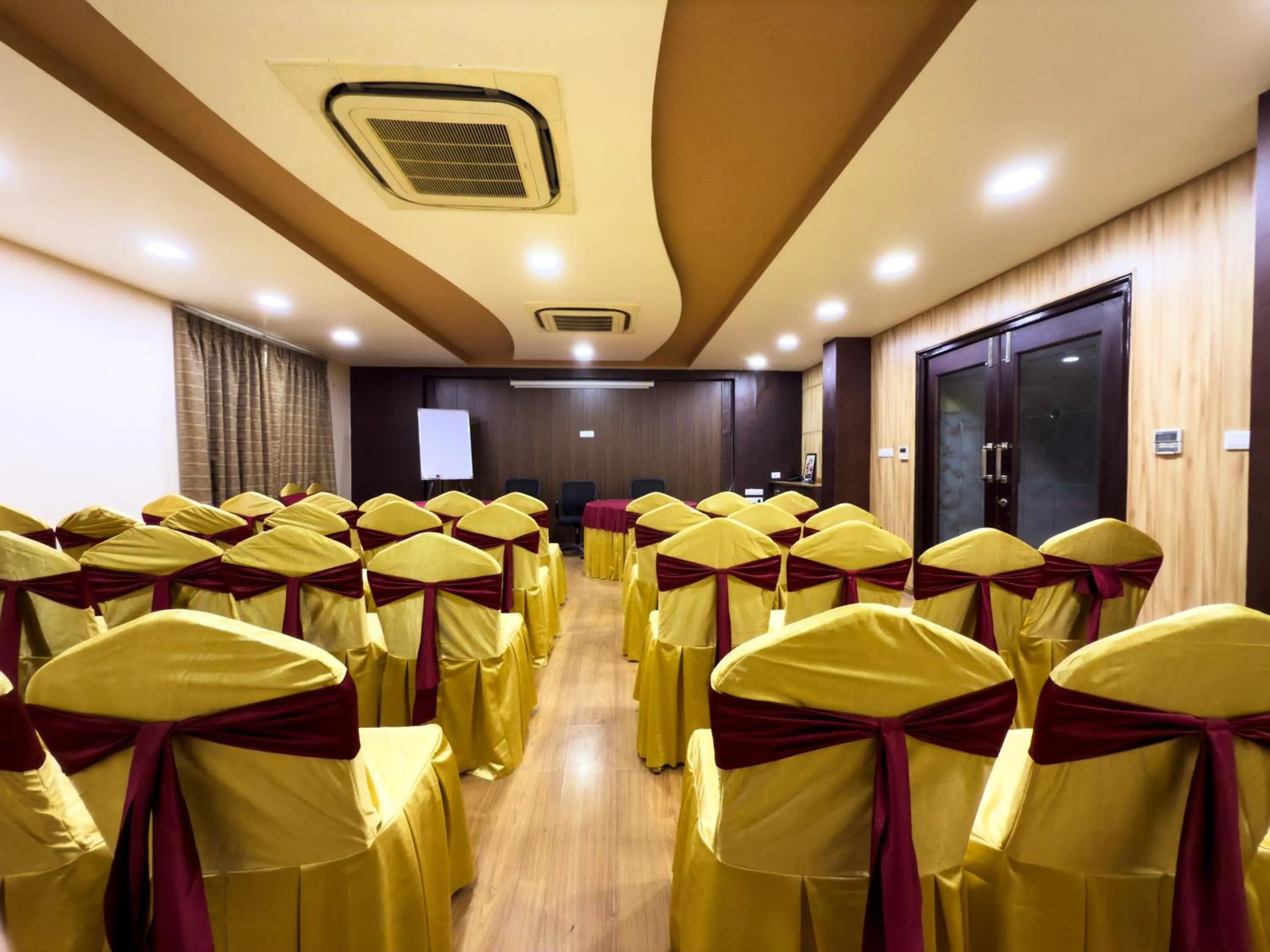 Banquet/Function facilities in Hotel Royal Palm - A Budget Hotel in Udaipur