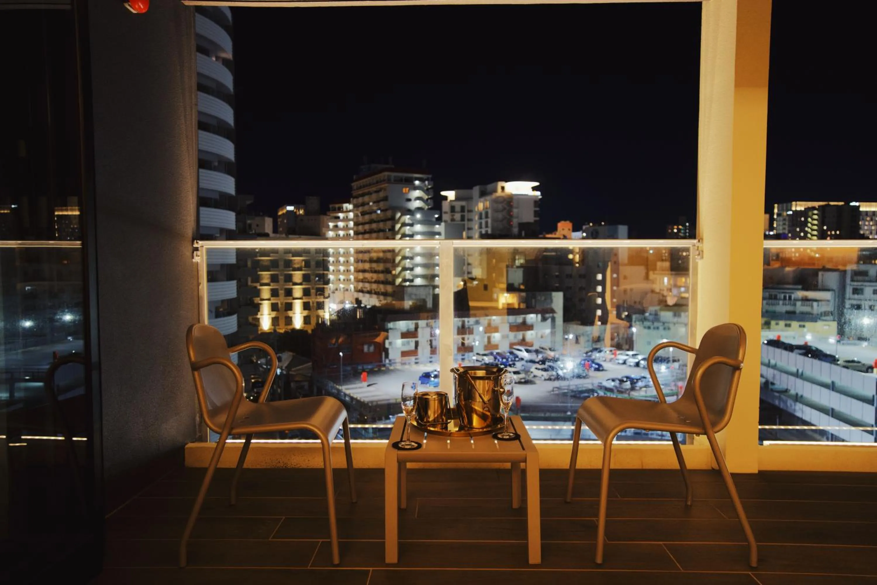 Night in HOTEL Viviana