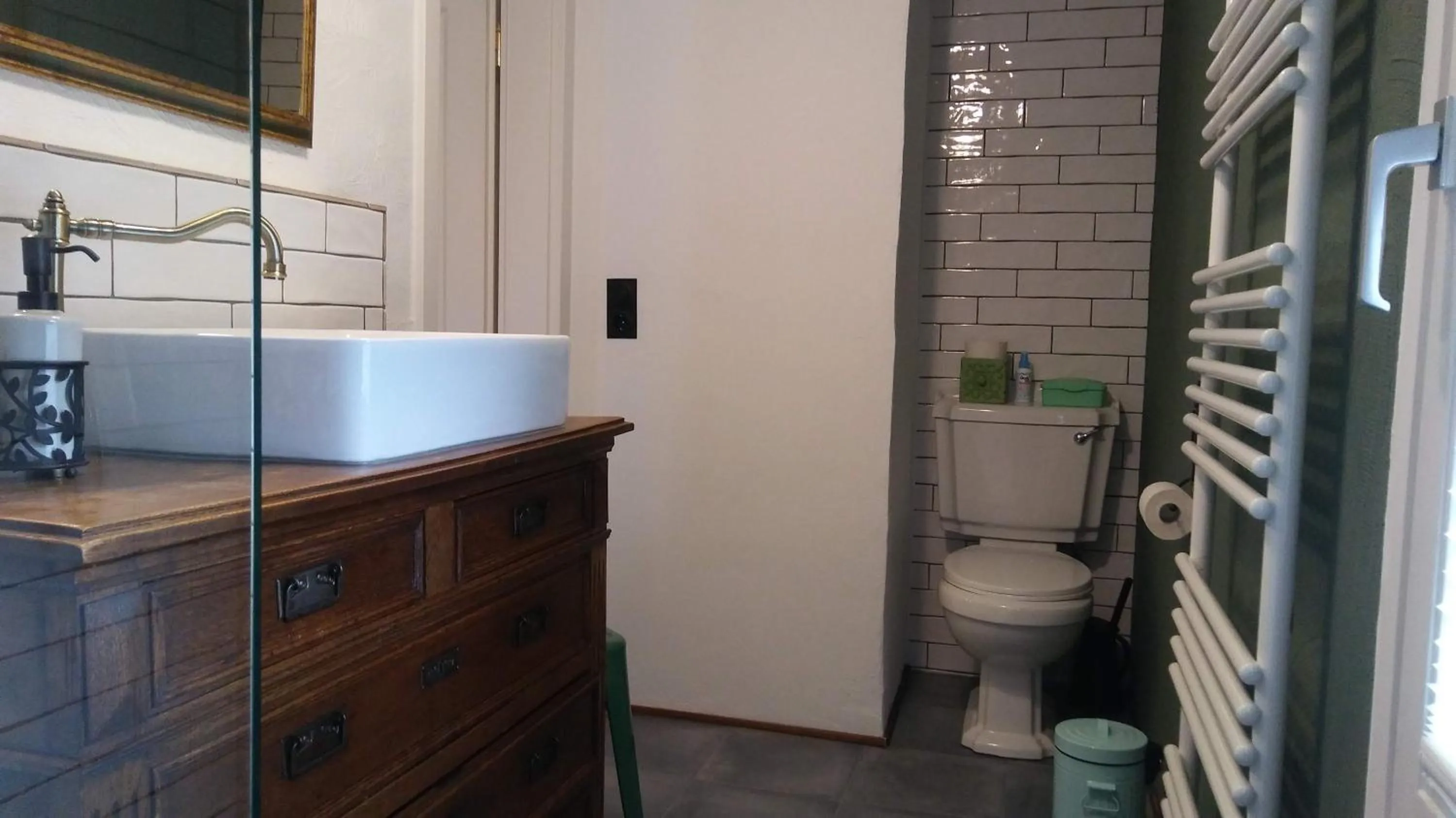 Bathroom in HIER & JETZT in Monschau City