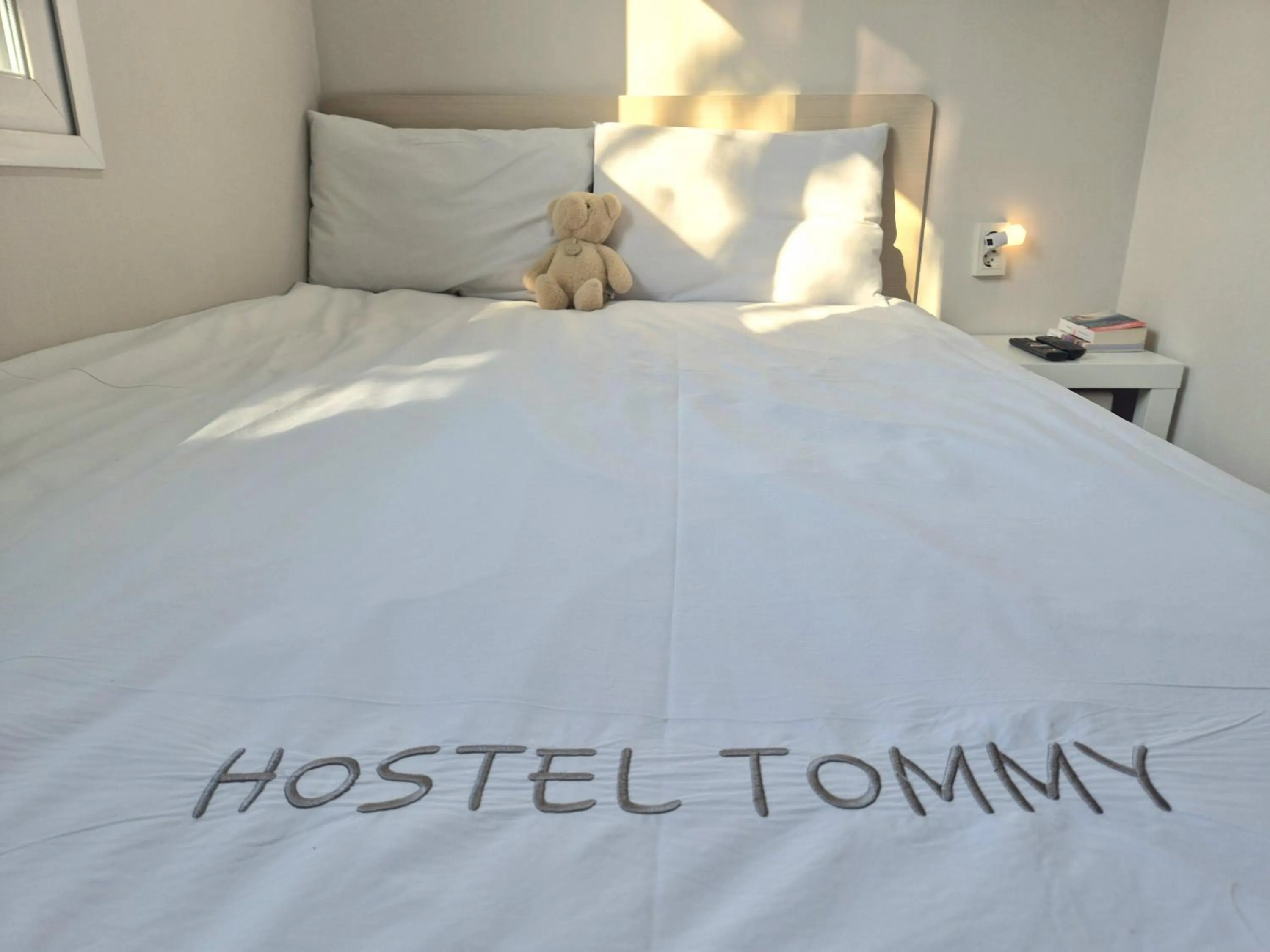 Bedroom, Bed in Hostel Tommy Renewal 2025