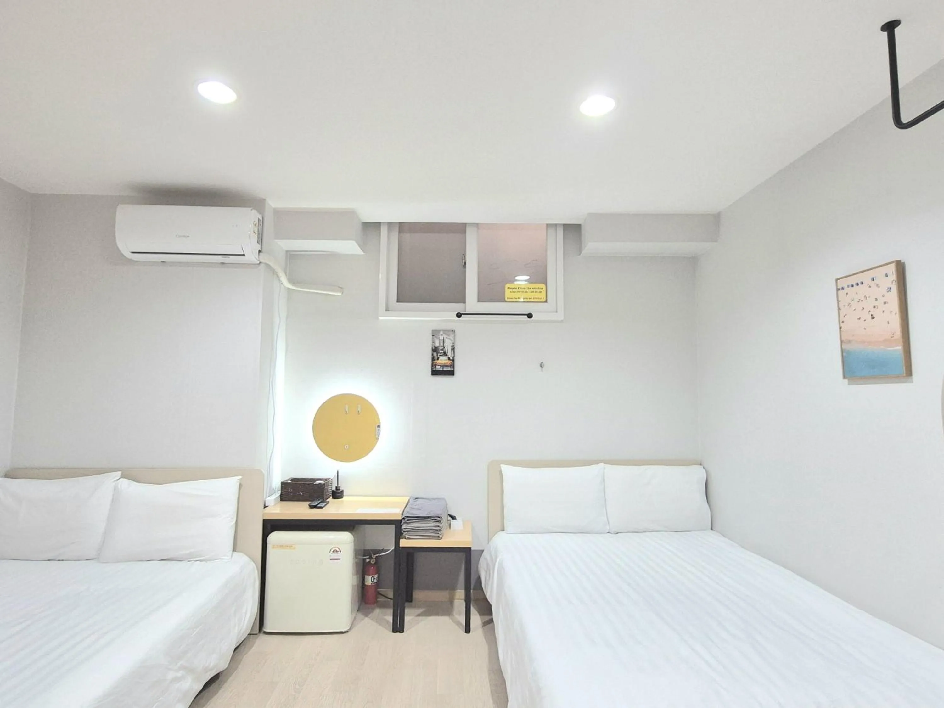 Bedroom, Bed in Hostel Tommy Renewal 2025