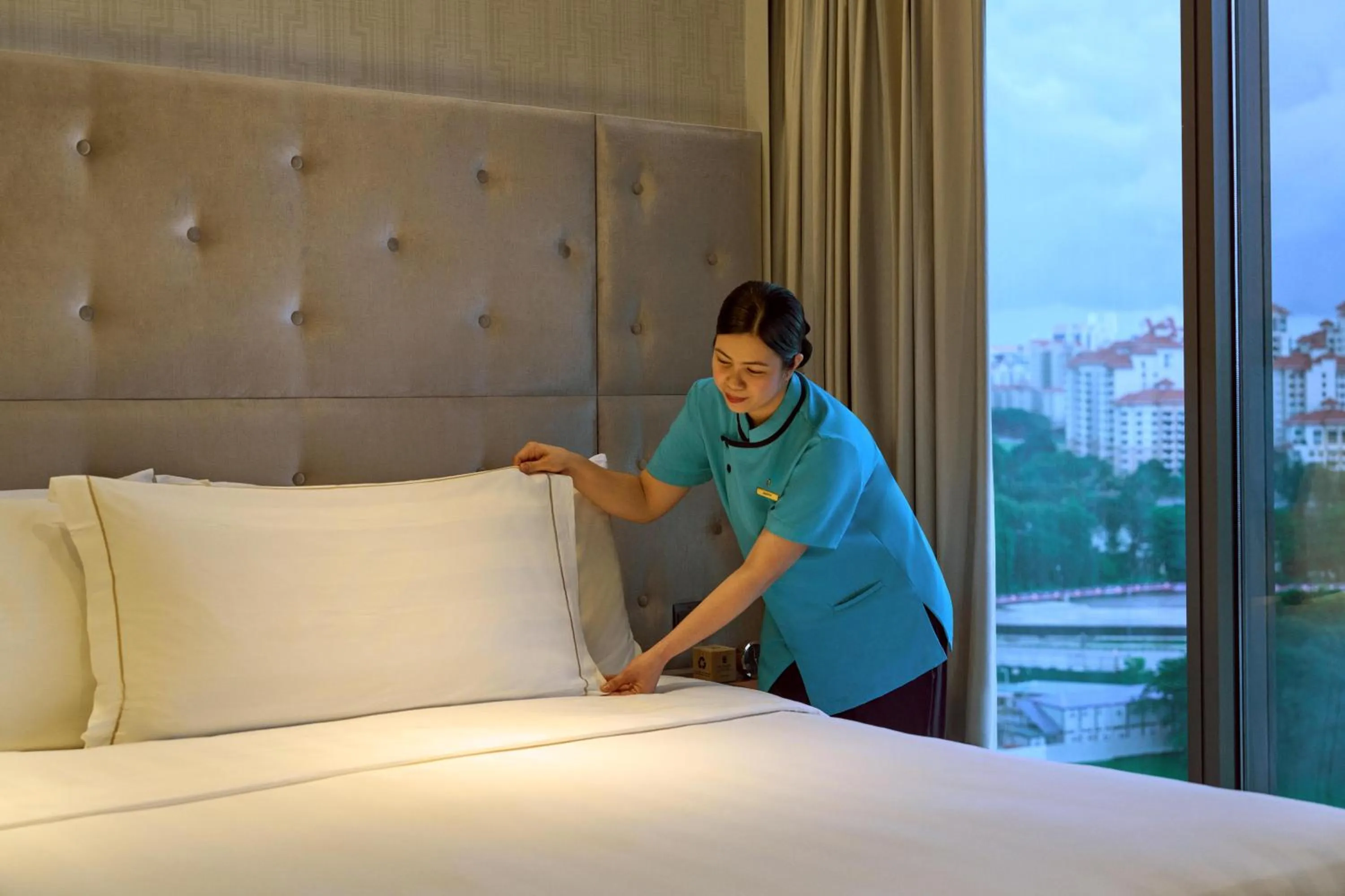 Bed in Pan Pacific Serviced Suites Beach Road, Singapore