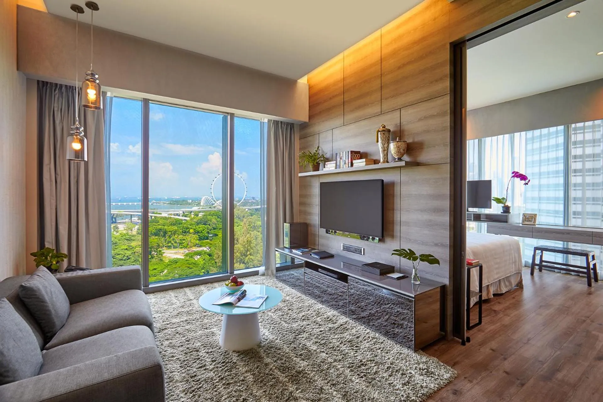TV and multimedia in Pan Pacific Serviced Suites Beach Road, Singapore