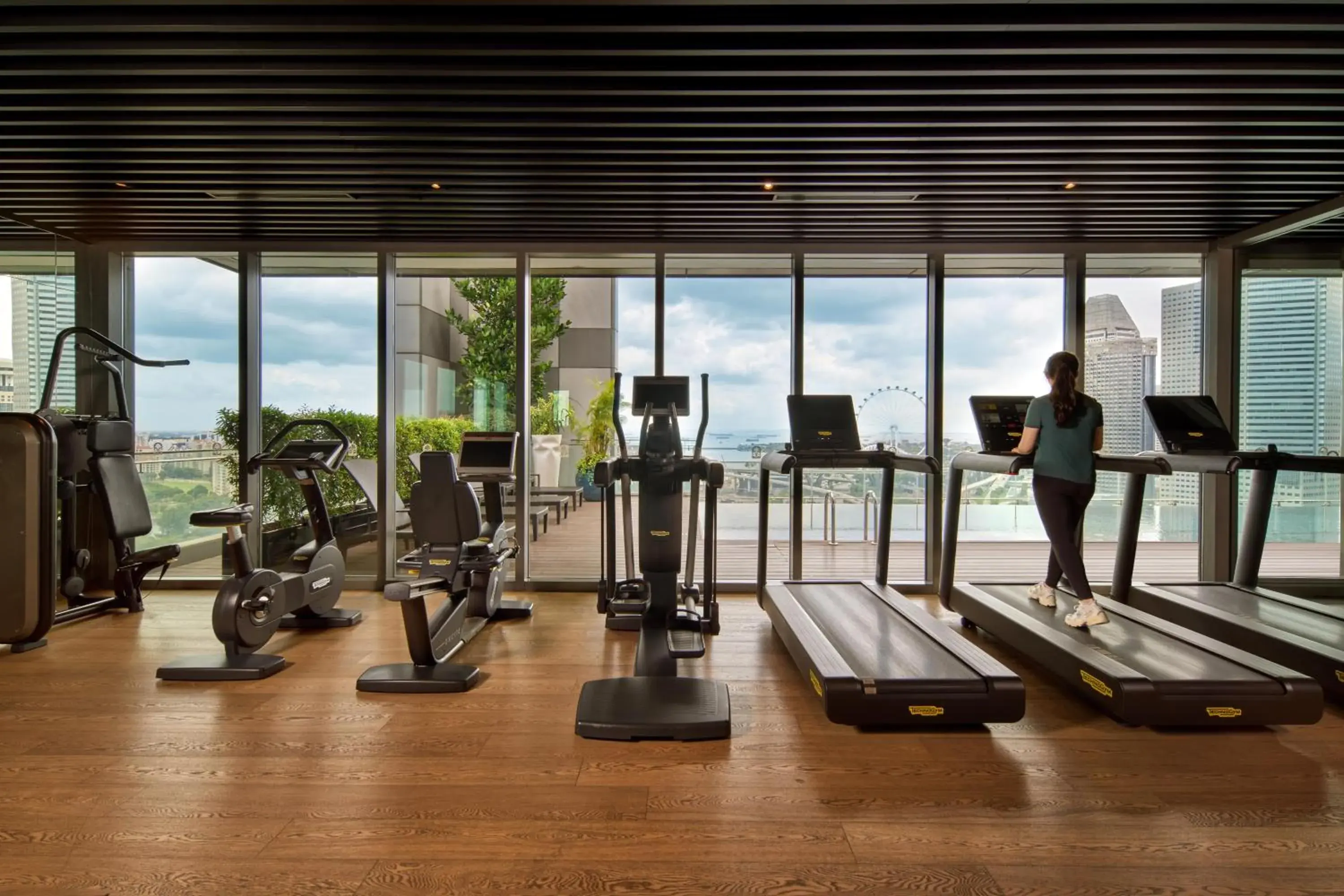 Fitness centre/facilities in Pan Pacific Serviced Suites Beach Road, Singapore Fitness centre/facilities in Pan Pacific Serviced Suites Beach Road, Singapore