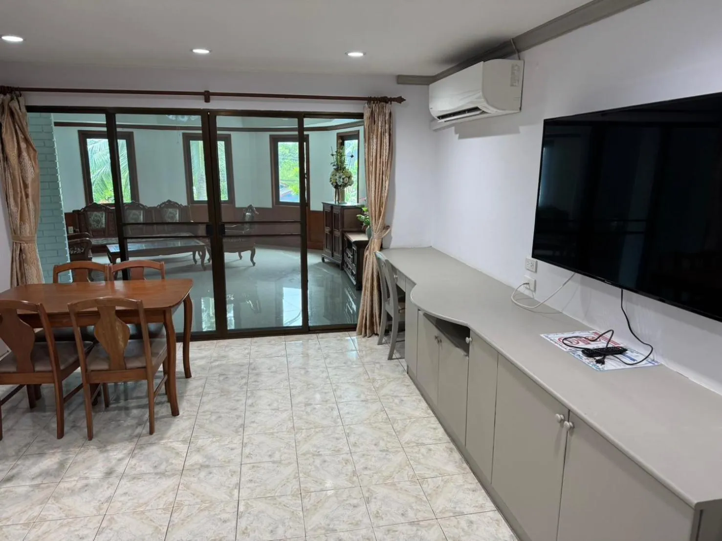 Seating area in Blue Garden Resort Pattaya