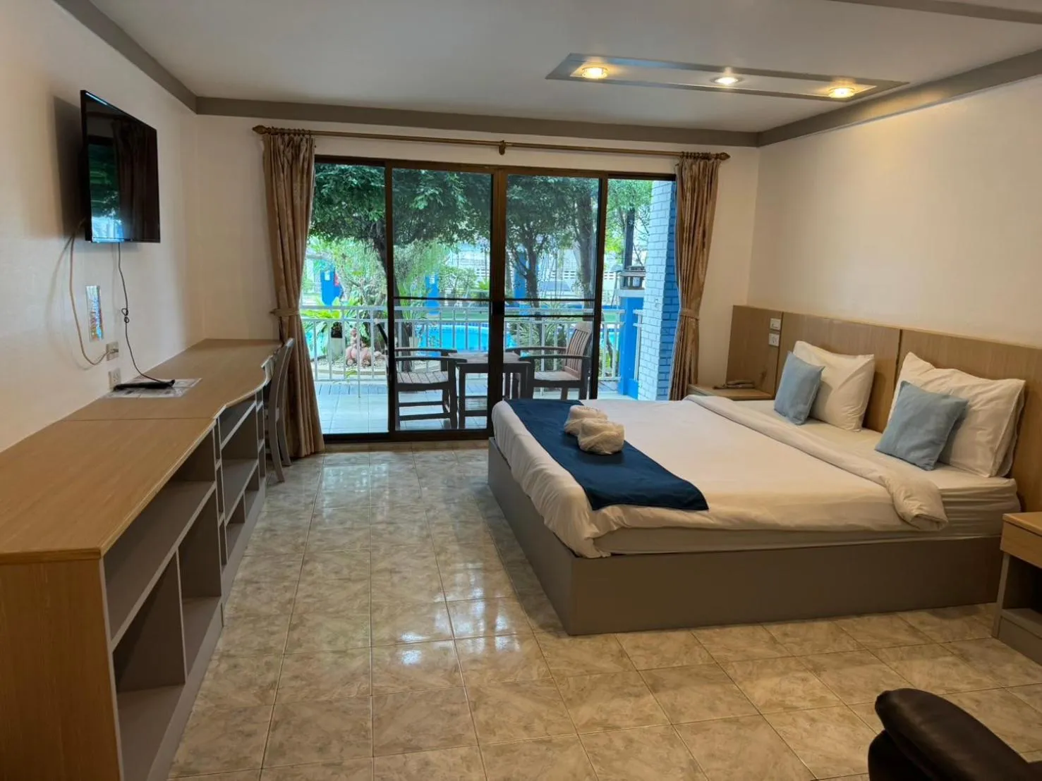 Photo of the whole room, Bed in Blue Garden Resort Pattaya