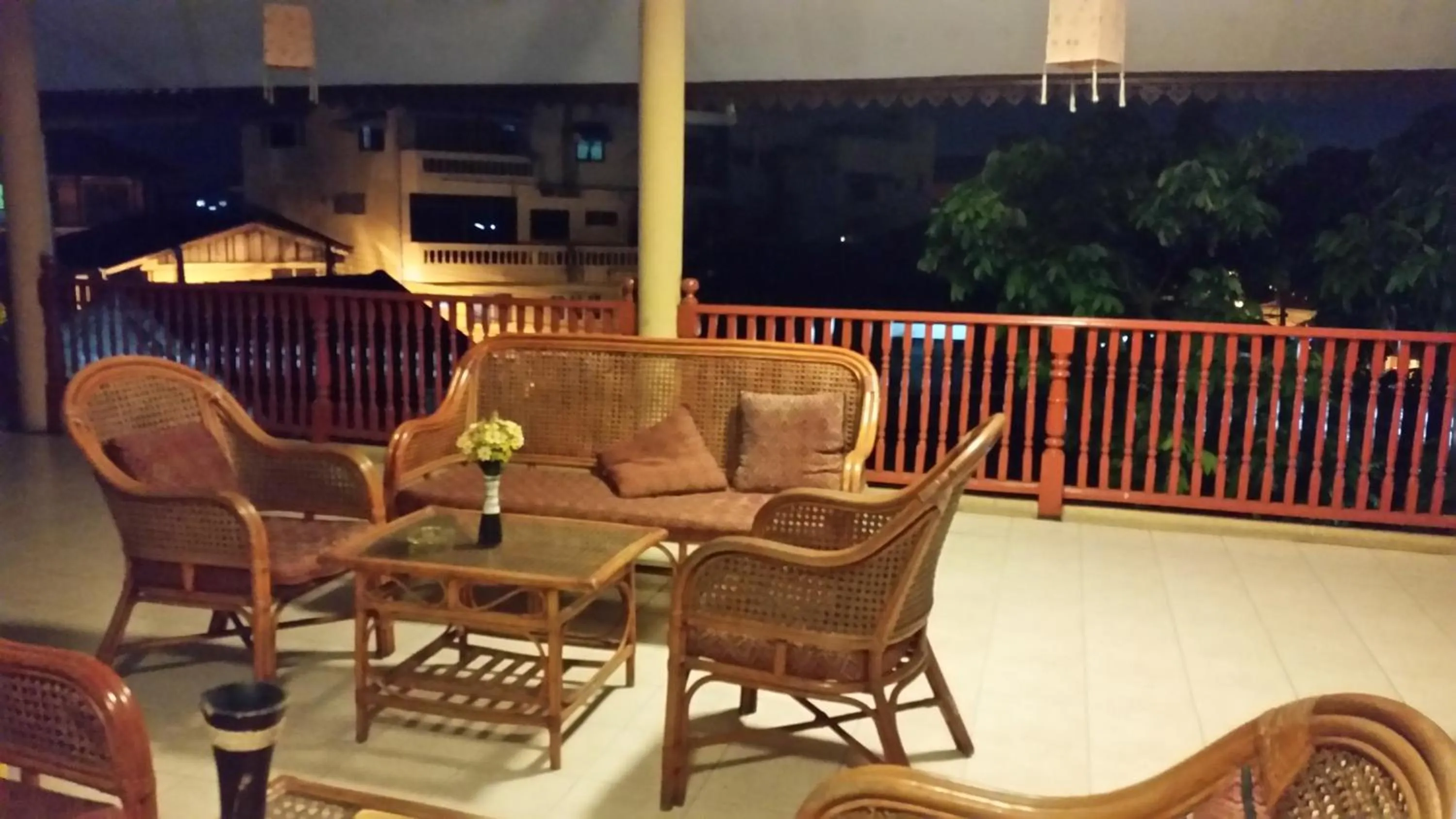 Billiard in Villa Oranje Chiang Mai