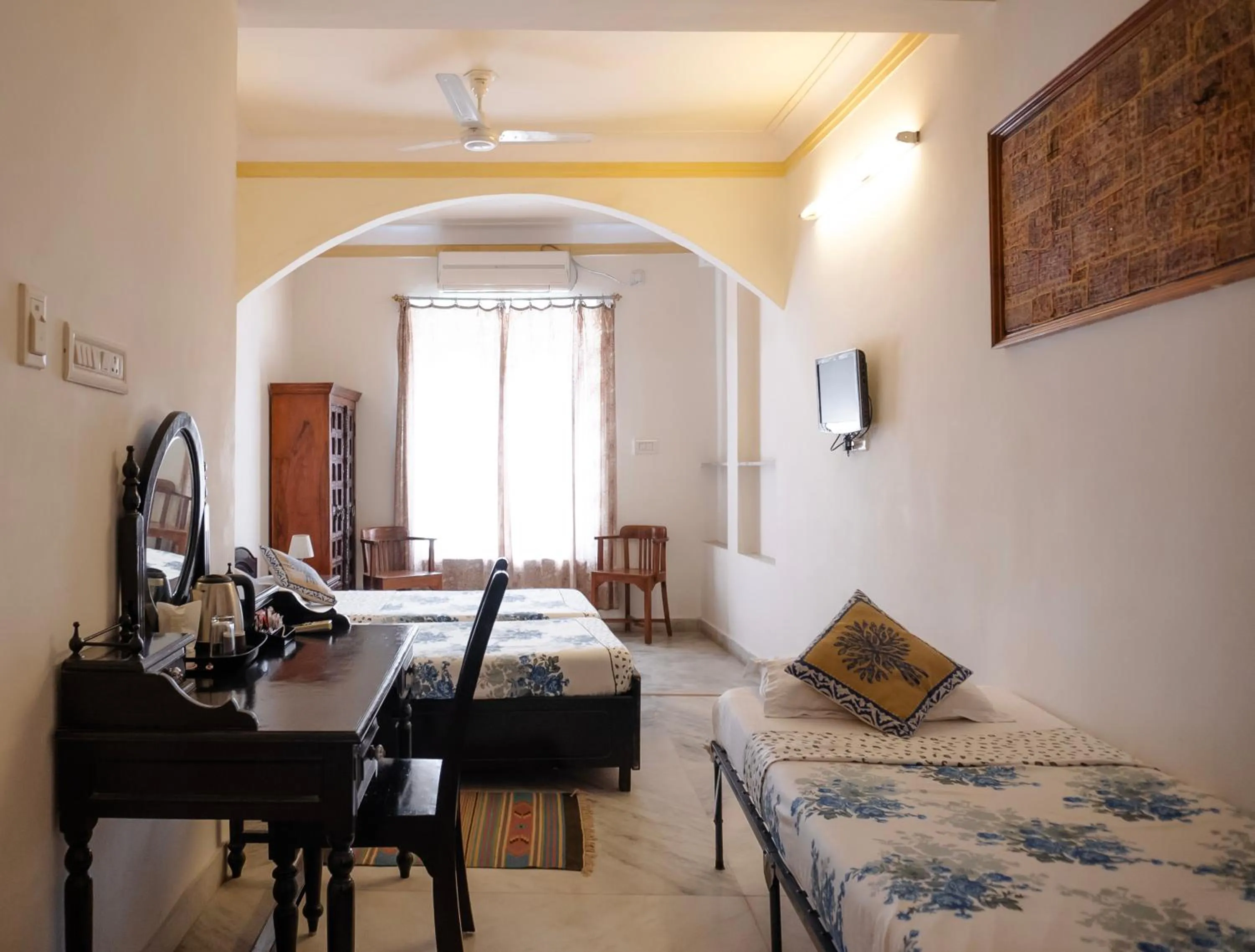 Photo of the whole room, Bed in Hotel Pratap Bhawan