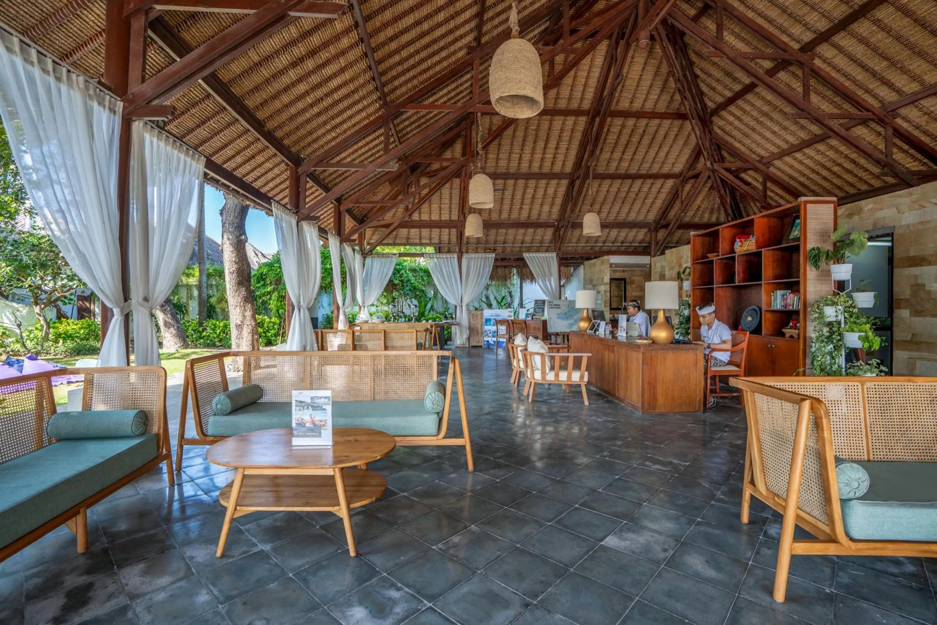 Restaurant/places to eat in Lembongan Beach Club & Resort