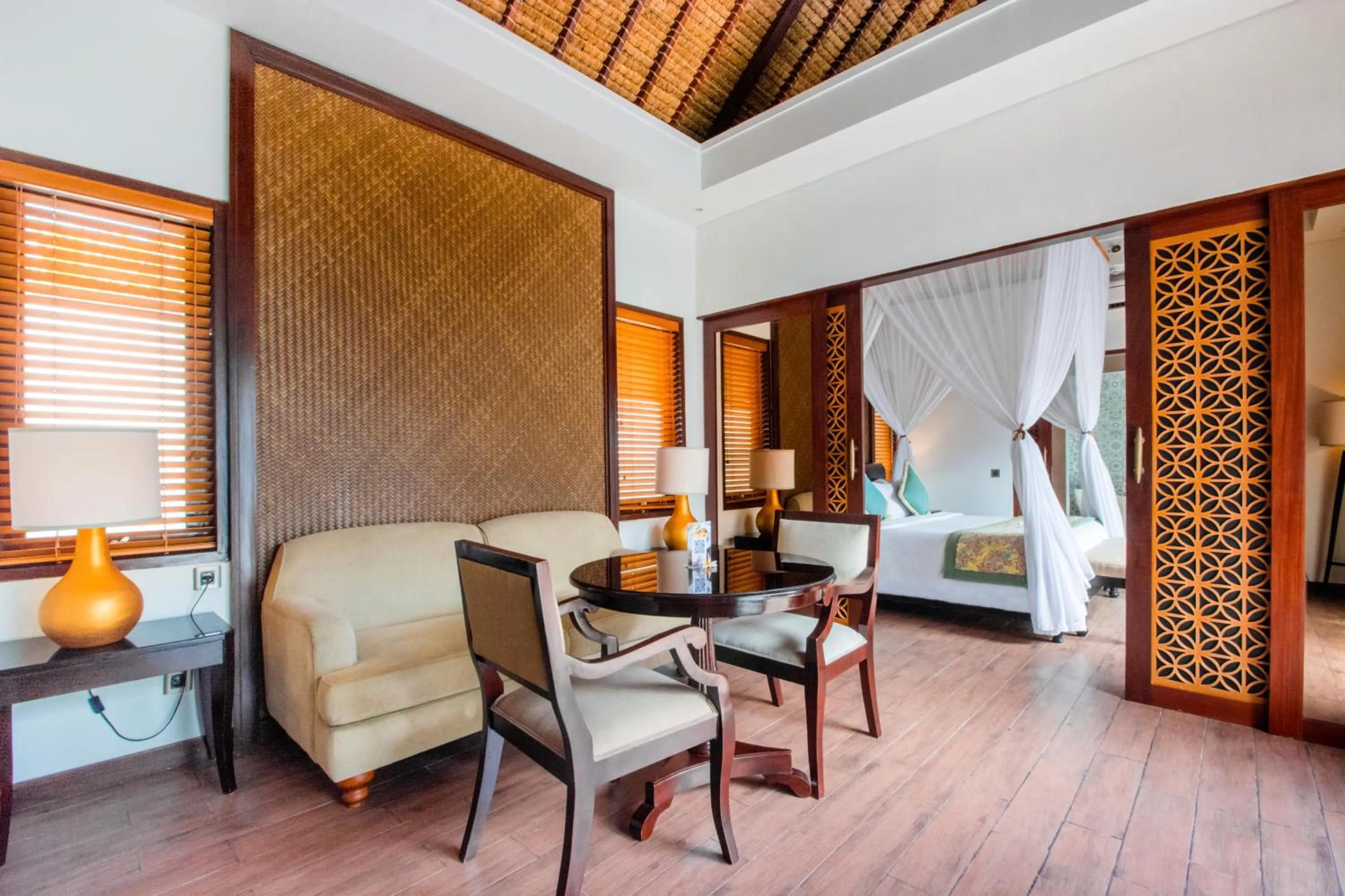 Living room, Bed in Lembongan Beach Club & Resort