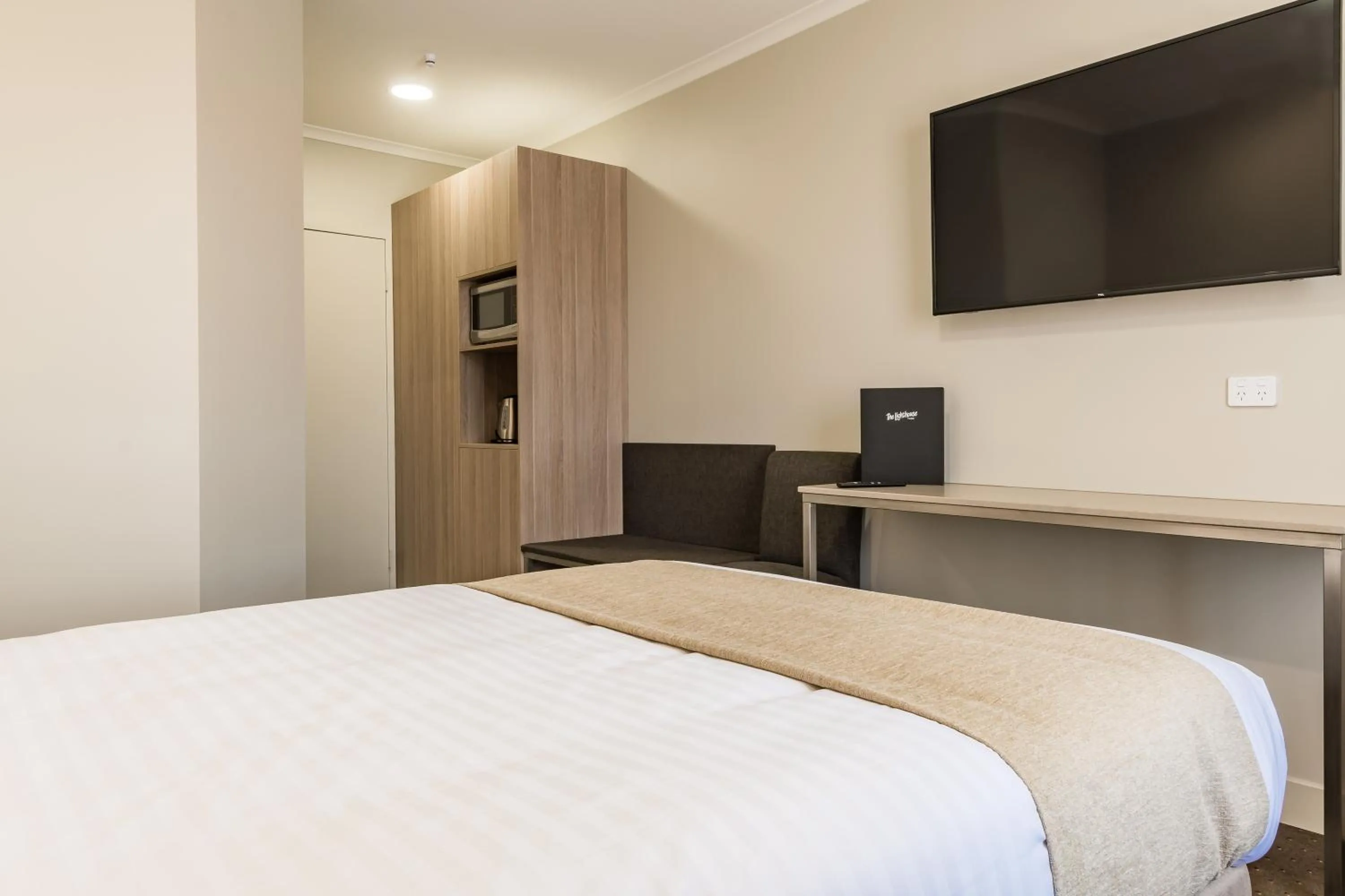 TV and multimedia, Bed in The Lighthouse Hotel