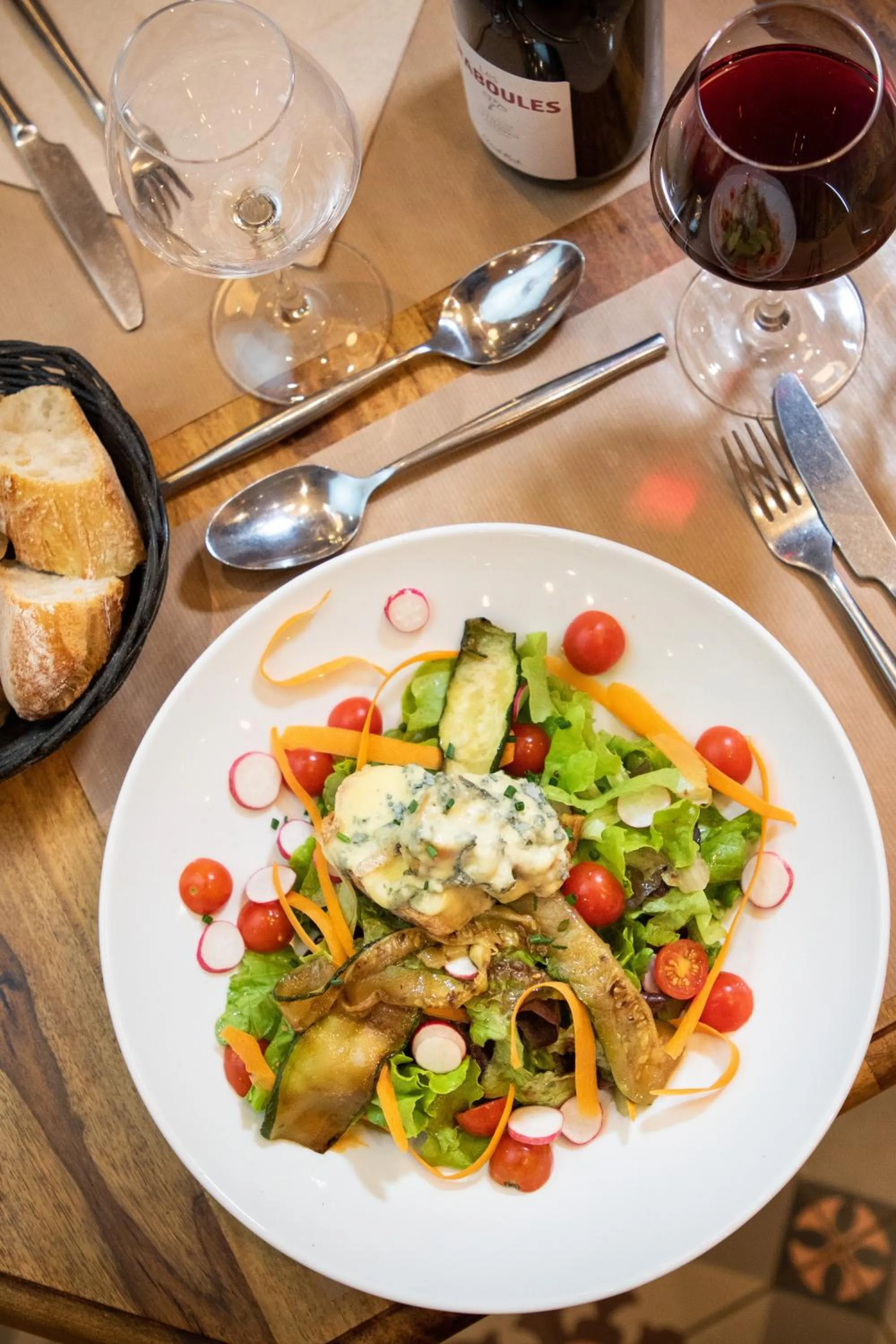 Food in Hotel Beaulieu Lyon Charbonnières