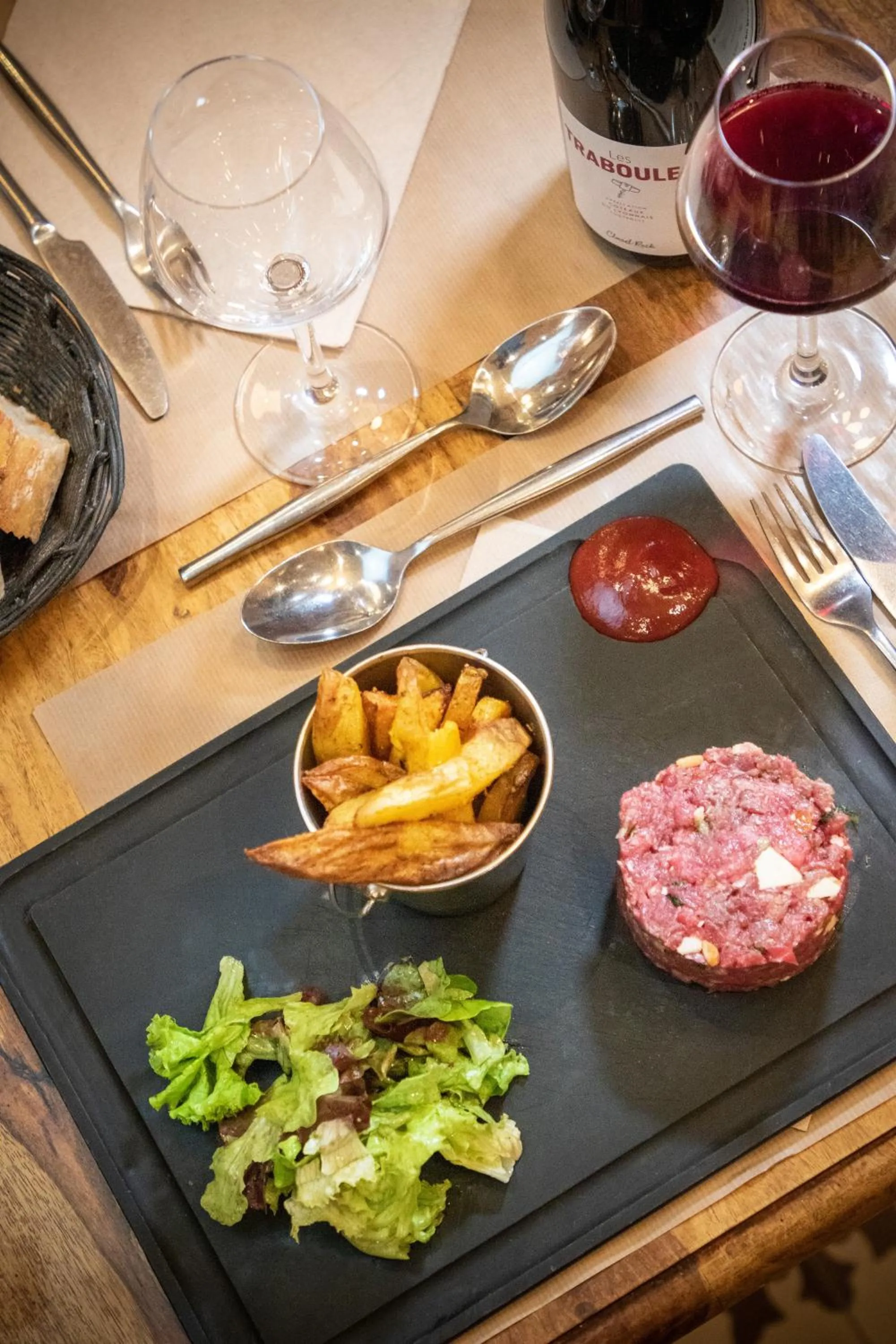 Food in Hotel Beaulieu Lyon Charbonnières