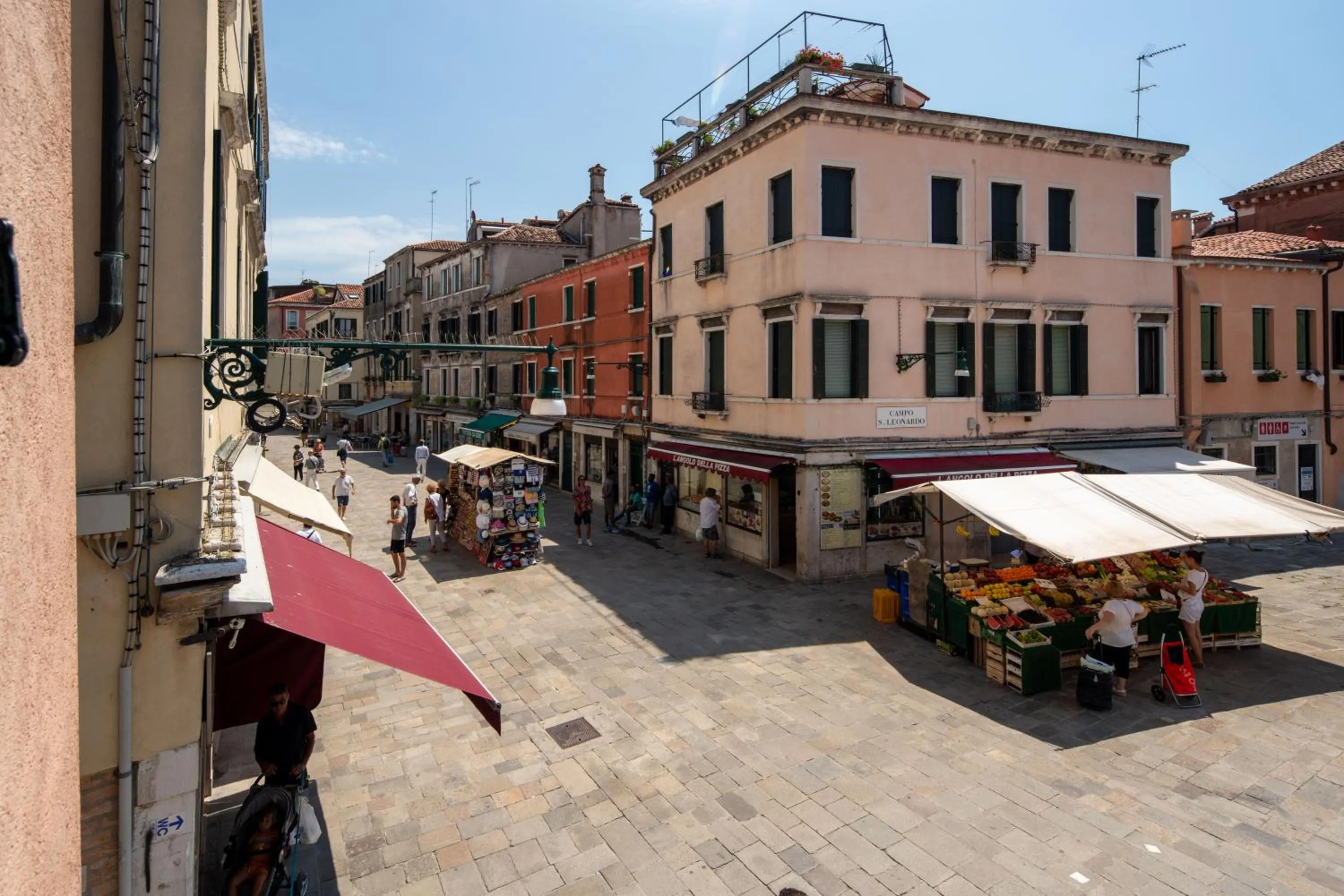 City view in Design Palace Apartment by Wonderful Italy