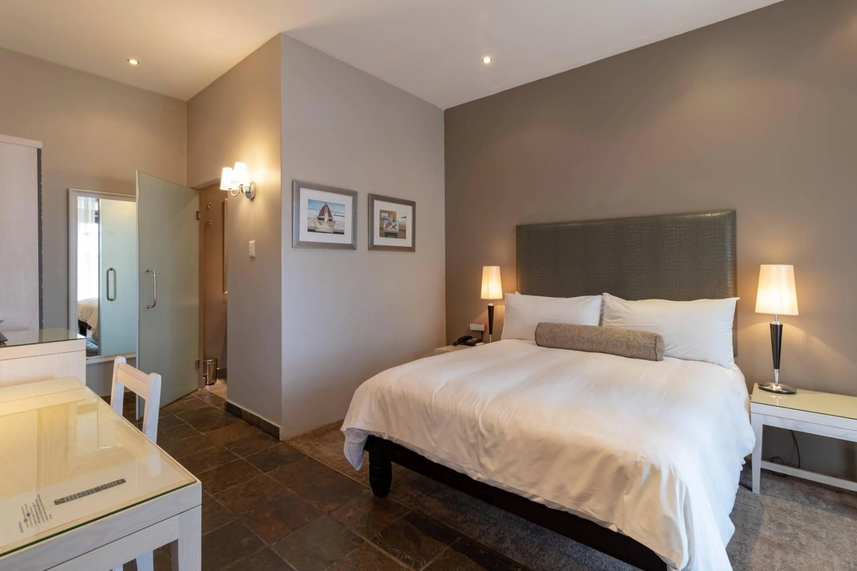  Standard room, 1 Queen Bed - single occupancy in Protea Hotel by Marriott Mossel Bay