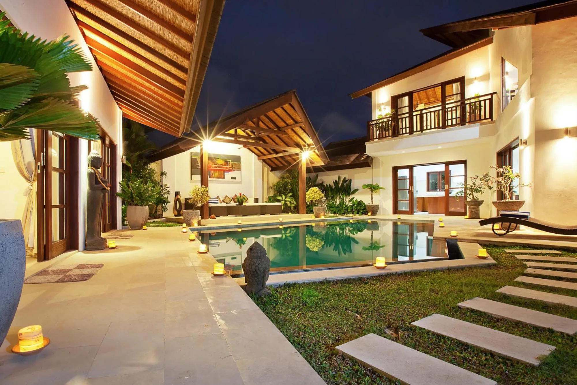 Swimming pool in Villa Origami by Nagisa Bali