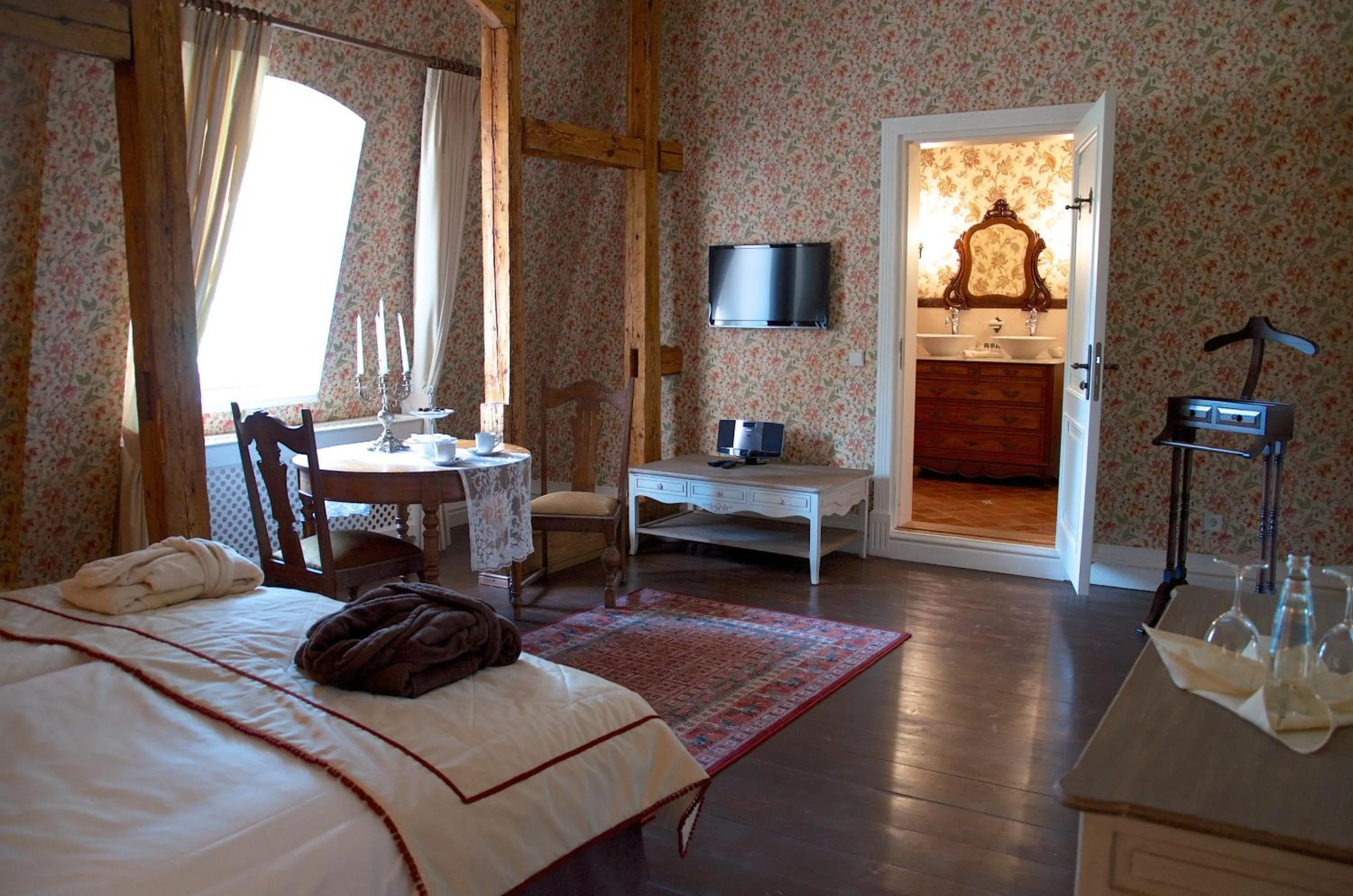 Bedroom, Bed in Liepupe Manor