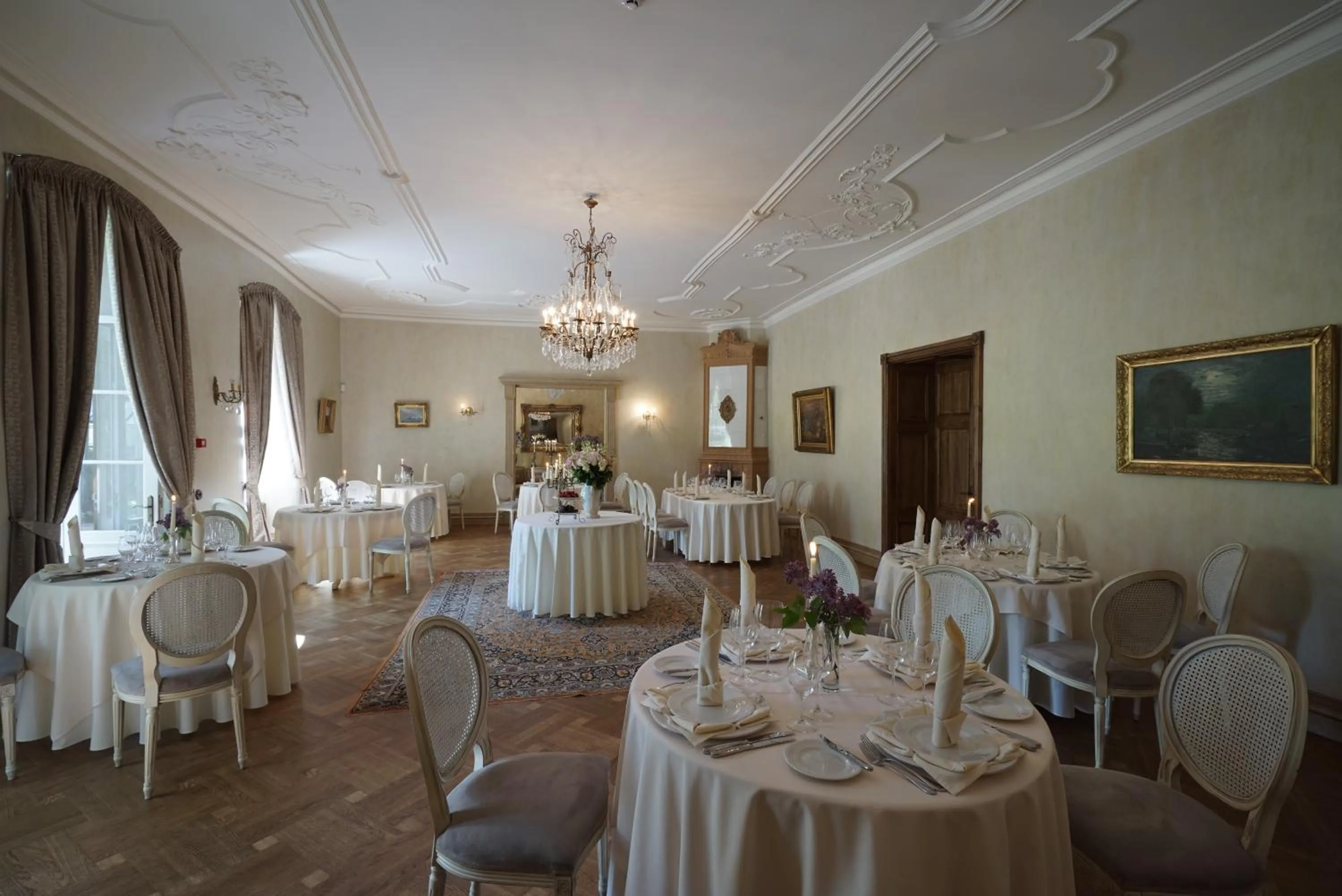 Restaurant/places to eat in Liepupe Manor