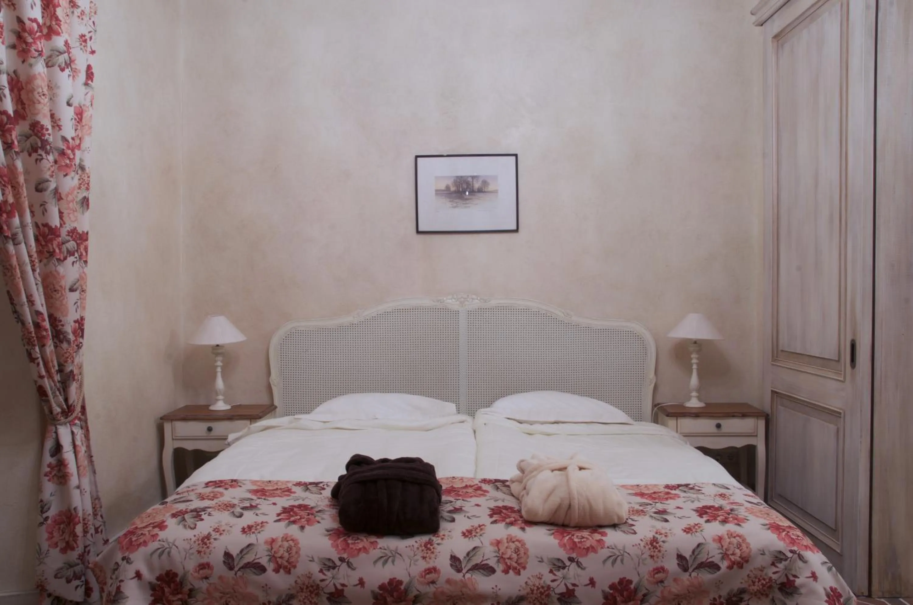 Bedroom, Bed in Liepupe Manor