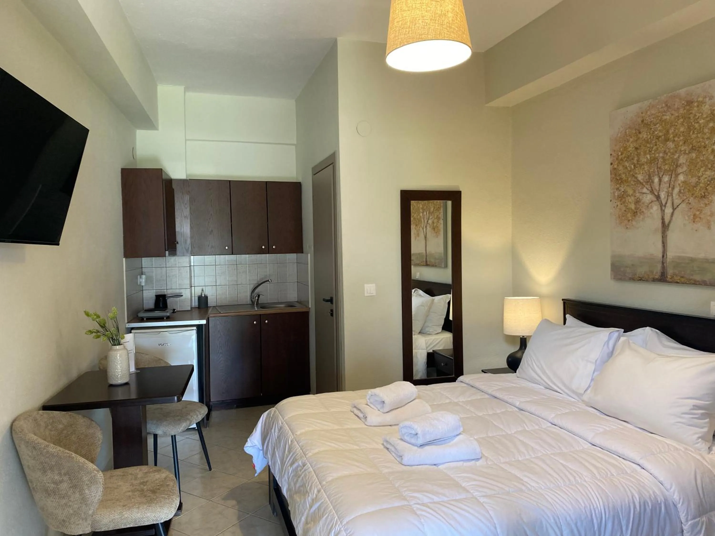 Bed in Lithos