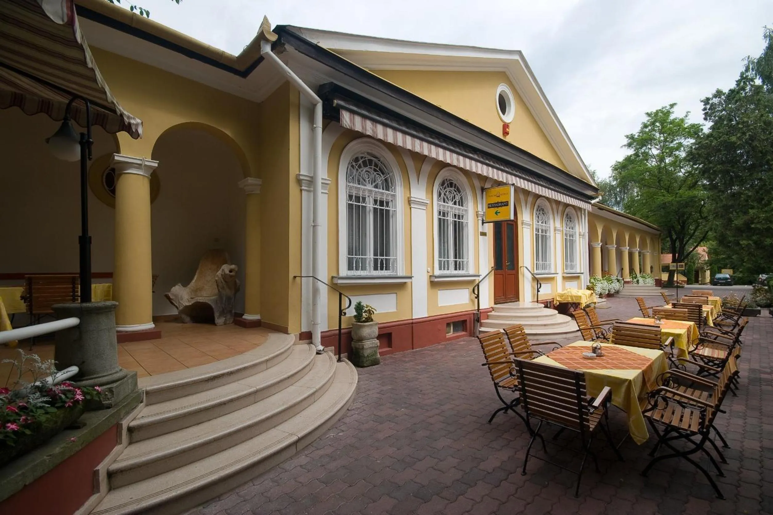 Facade/entrance in Geréby Kúria Hotel és Lovasudvar