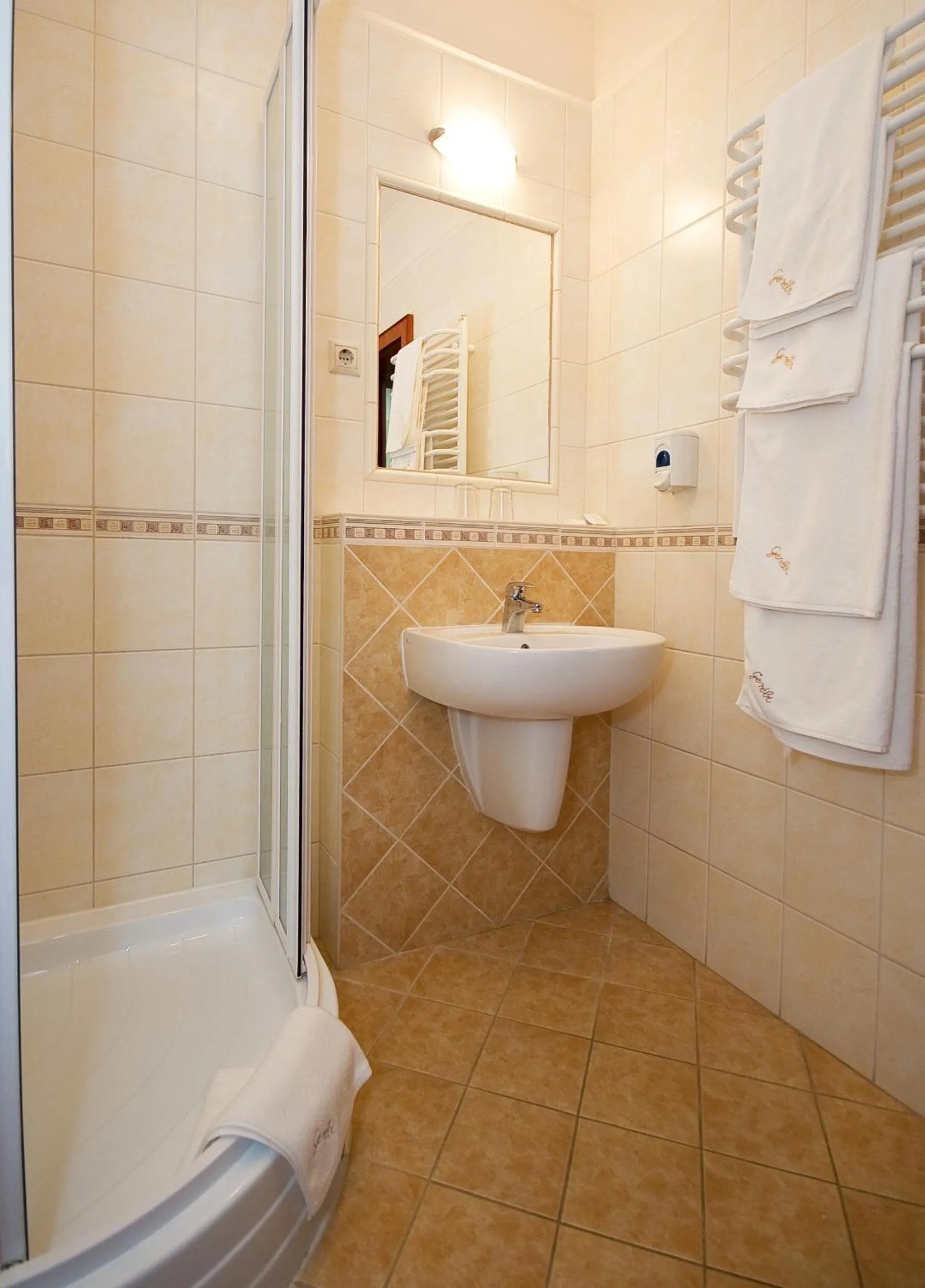 Bathroom in Geréby Kúria Hotel és Lovasudvar